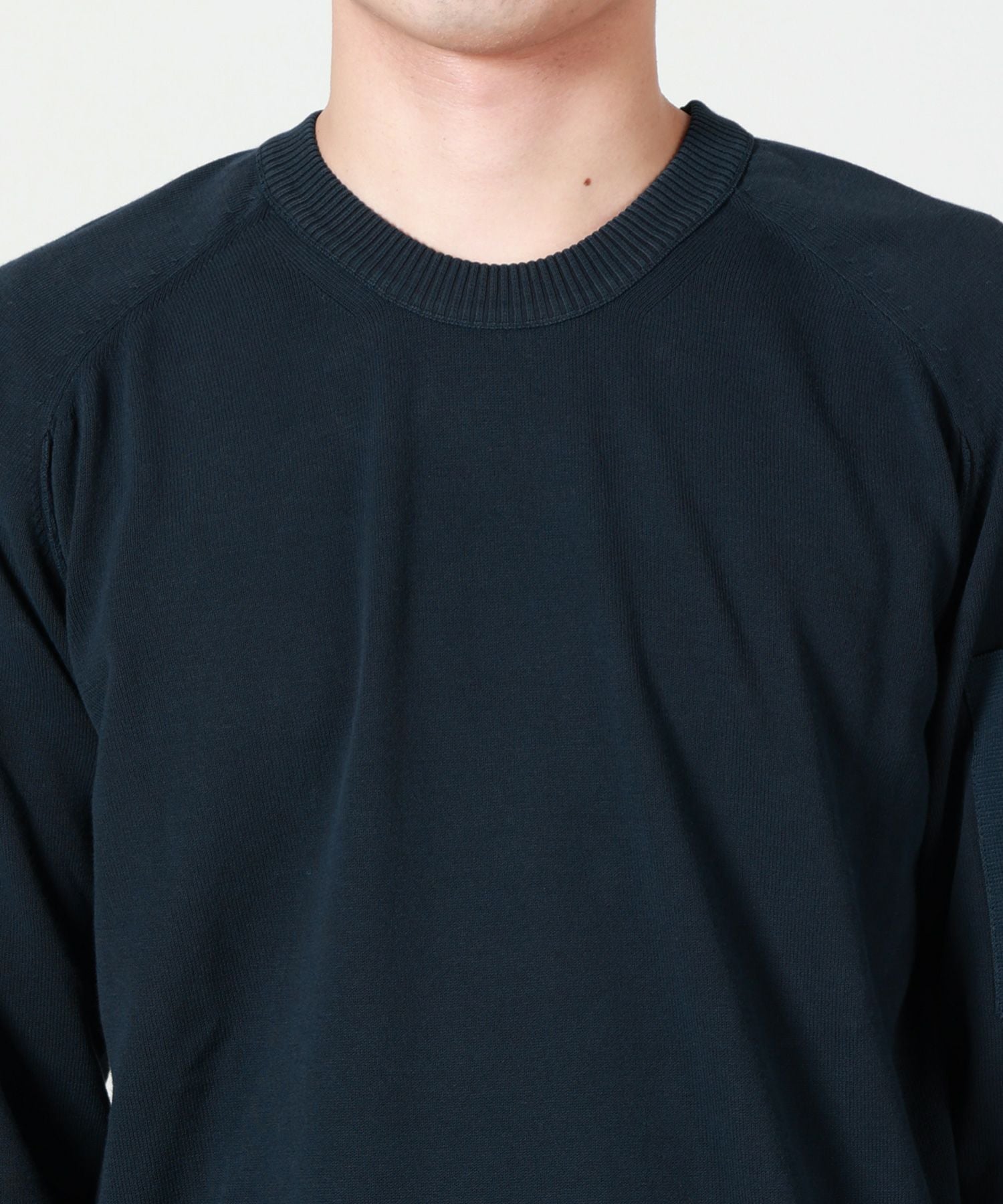 C.P. Company(シーピーカンパニー)】 CTTN CREPE CREWNECK LENS