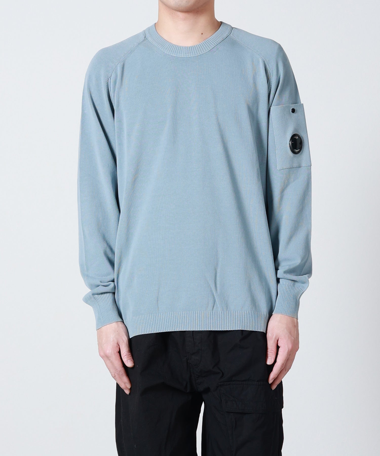 C.P. Company(シーピーカンパニー)】 CTTN CREPE CREWNECK LENS