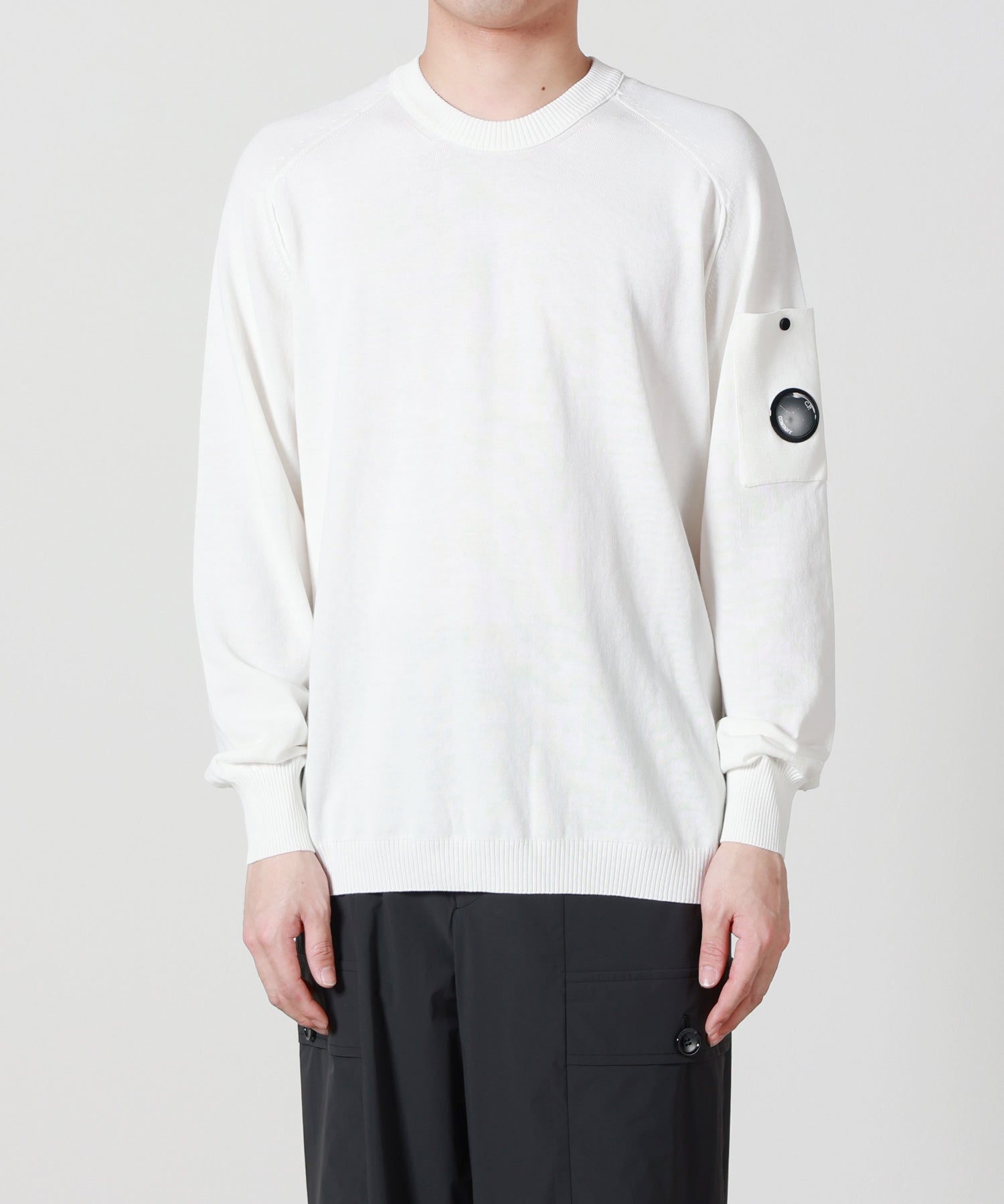 C.P. Company(シーピーカンパニー)】 CTTN CREPE CREWNECK LENS