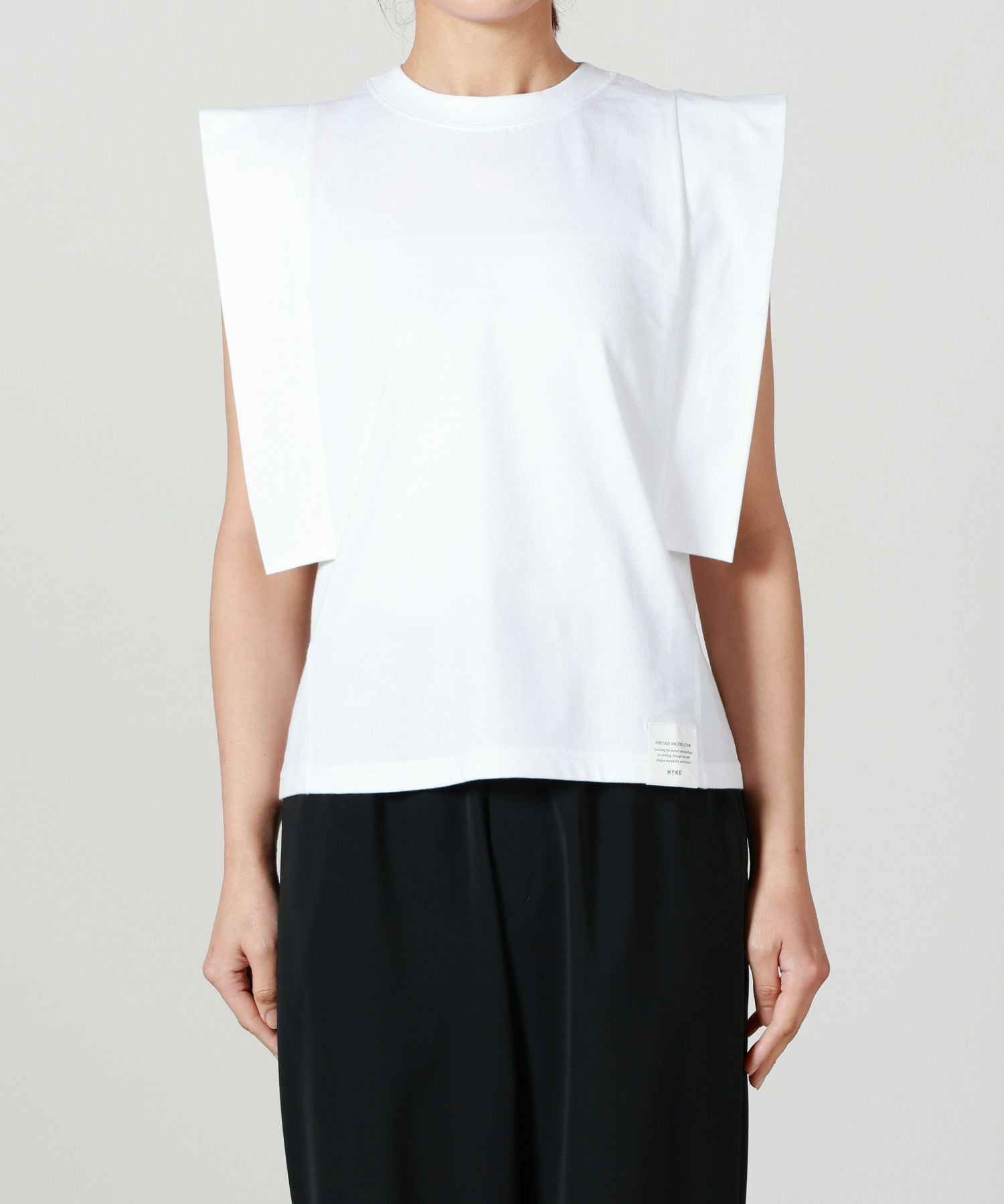HYKE(ハイク)】 POWER SHOULDER TOP｜PARIGOT ONLINE（パリゴオンライン）
