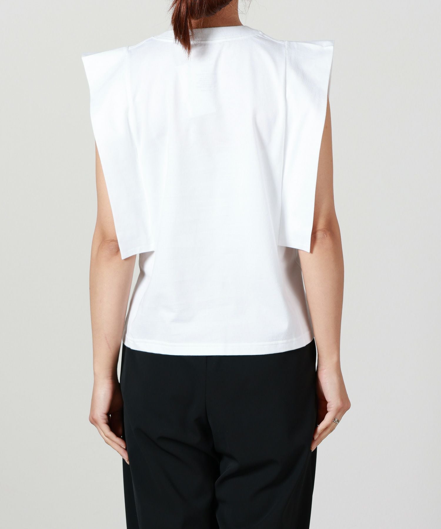 HYKE(ハイク)】 POWER SHOULDER TOP｜PARIGOT ONLINE（パリゴオンライン）