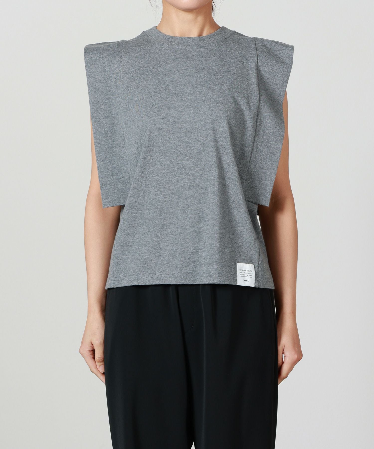 HYKE(ハイク)】 POWER SHOULDER TOP｜PARIGOT ONLINE（パリゴオンライン）
