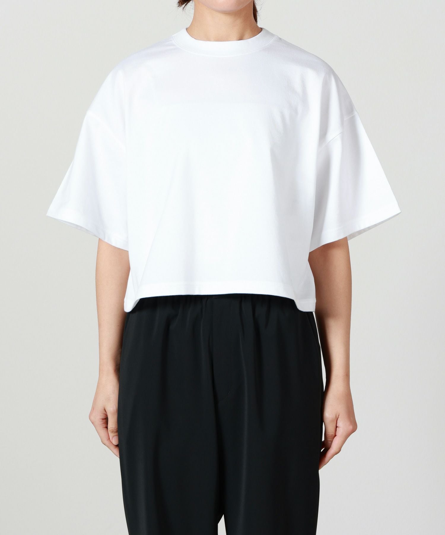 HYKE(ハイク)】 CROPPED SHORT SLV TEE BIG FIT｜PARIGOT ONLINE