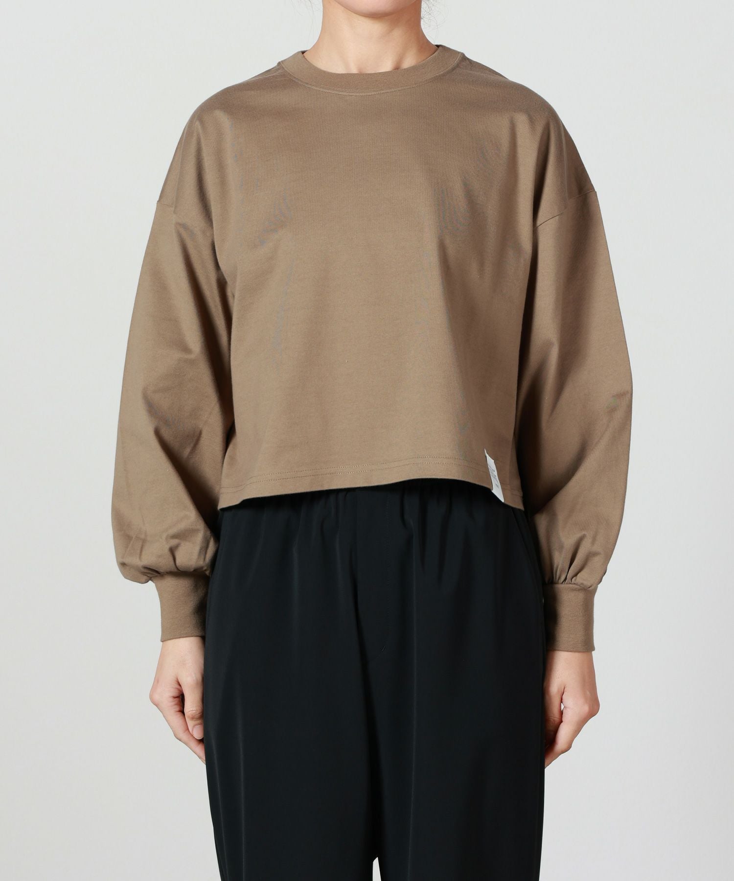 HYKE(ハイク)】 CROPPED LONG SLV TEE BIG FIT｜PARIGOT ONLINE