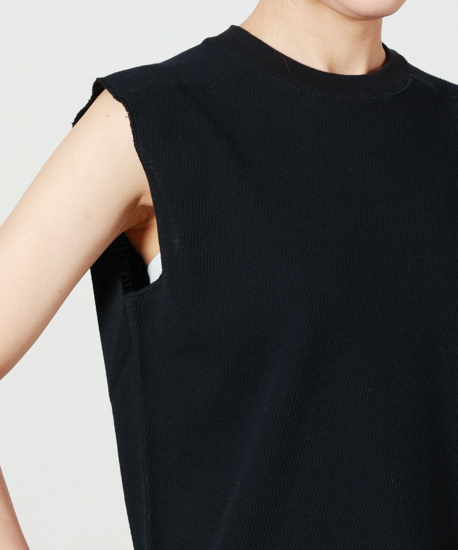 HYKE(ハイク)】 SLEEVELESS THERMAL SHIRT｜PARIGOT ONLINE（パリゴ
