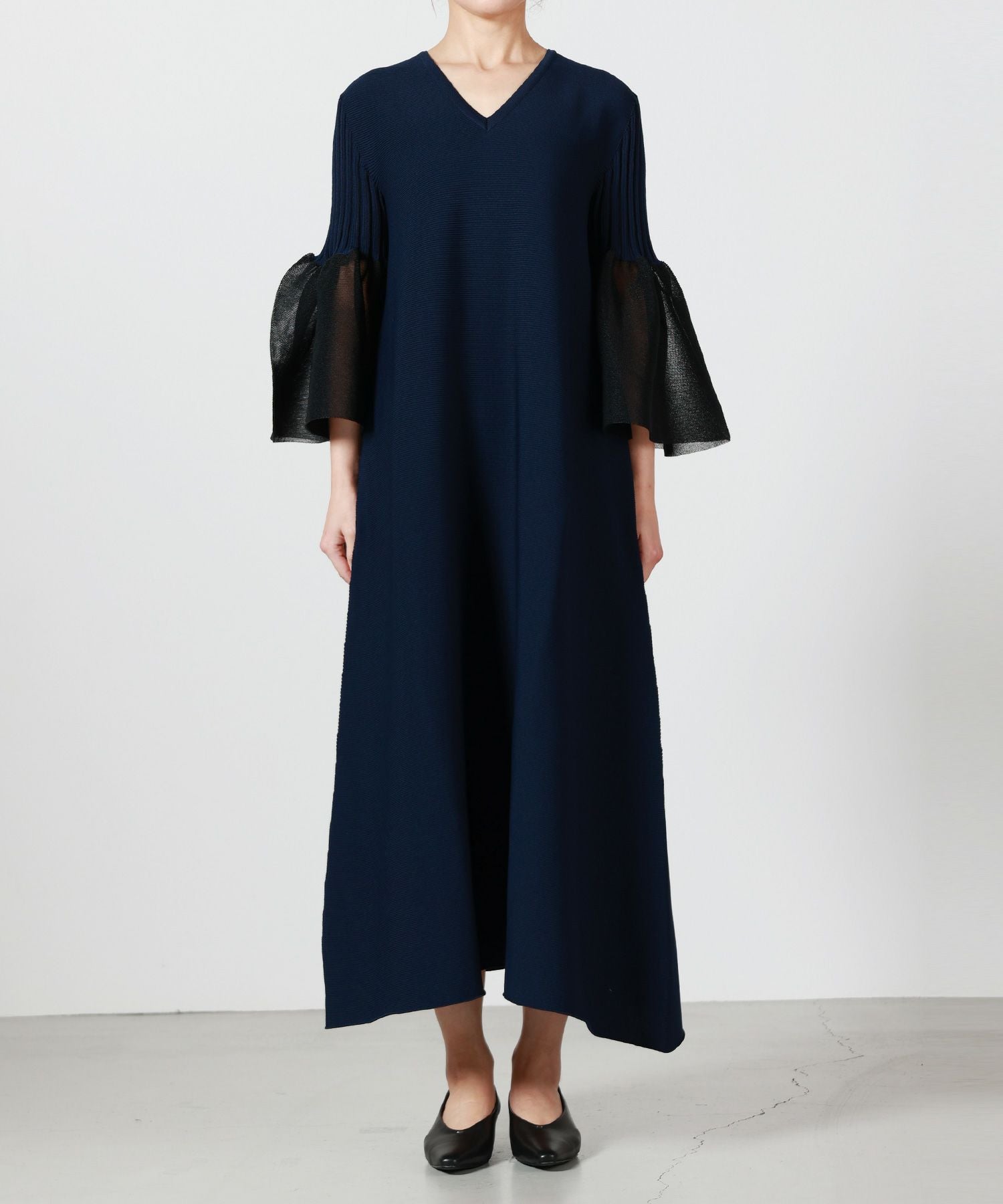 CFCL(シーエフシーエル)】 POTTERY LUCENT LONG BELL SLEEVE FLARE