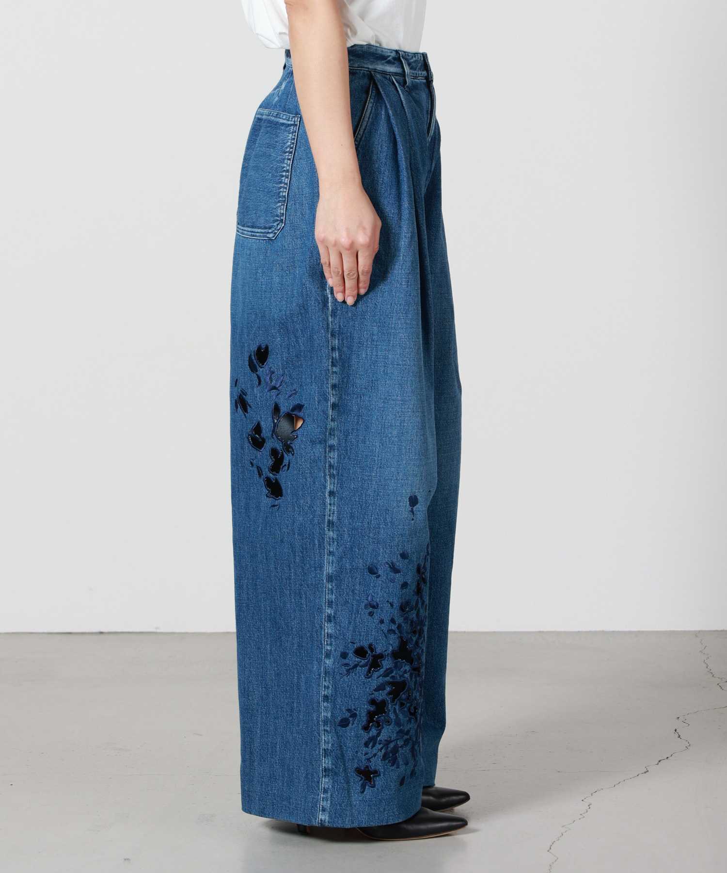 JAPAN DENIM(ジャパンデニム)】 TANAKA_FLOWER EMBROIDERY DENIM