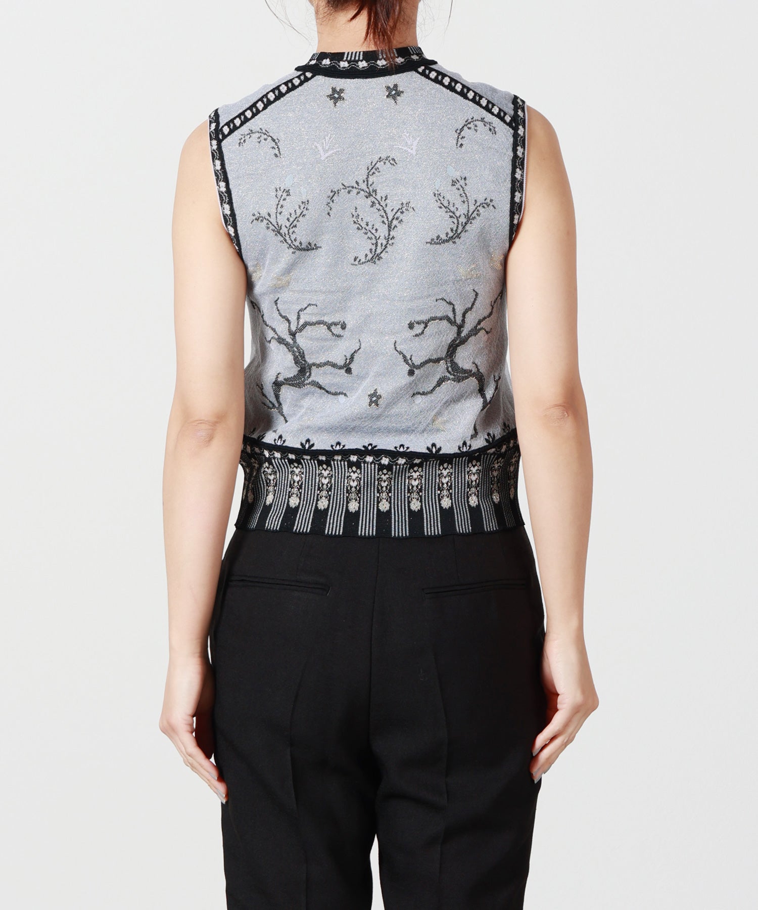 Mame Kurogouchi(マメ クロゴウチ)】 Layered Jacquard Sleeveless