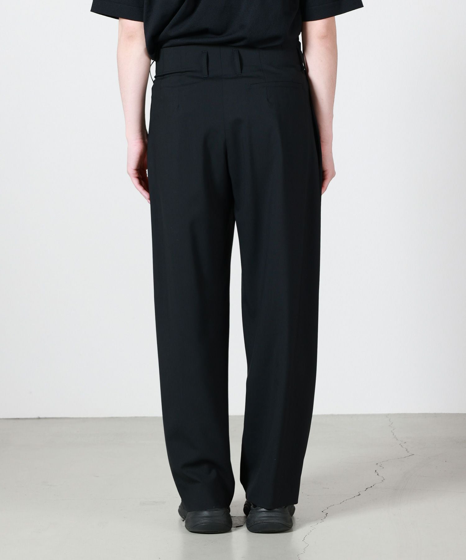 OVERCOAT(オーバーコート)】 5 Tuck Trouser｜PARIGOT ONLINE（パリゴ