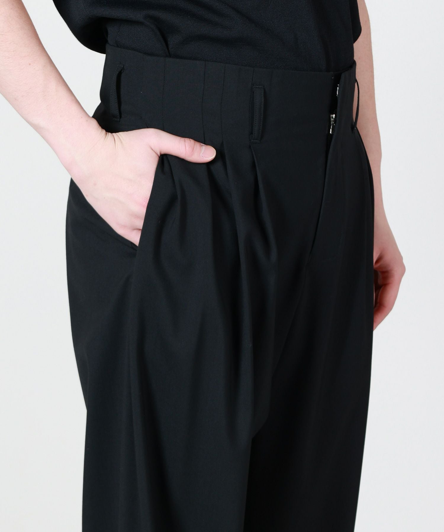 OVERCOAT(オーバーコート)】 5 Tuck Trouser｜PARIGOT ONLINE（パリゴ