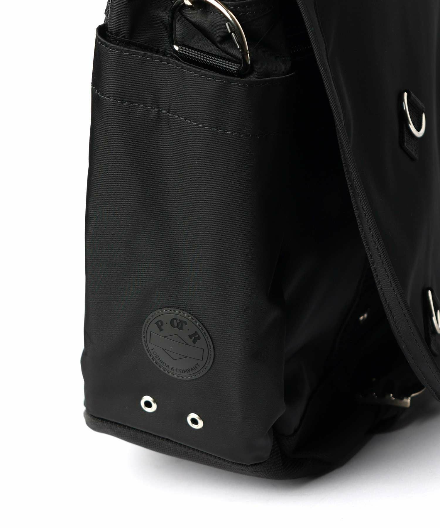 POTR(ピー・オー・ティー・アール)】 RIDE BLACK MESSENGER BAG