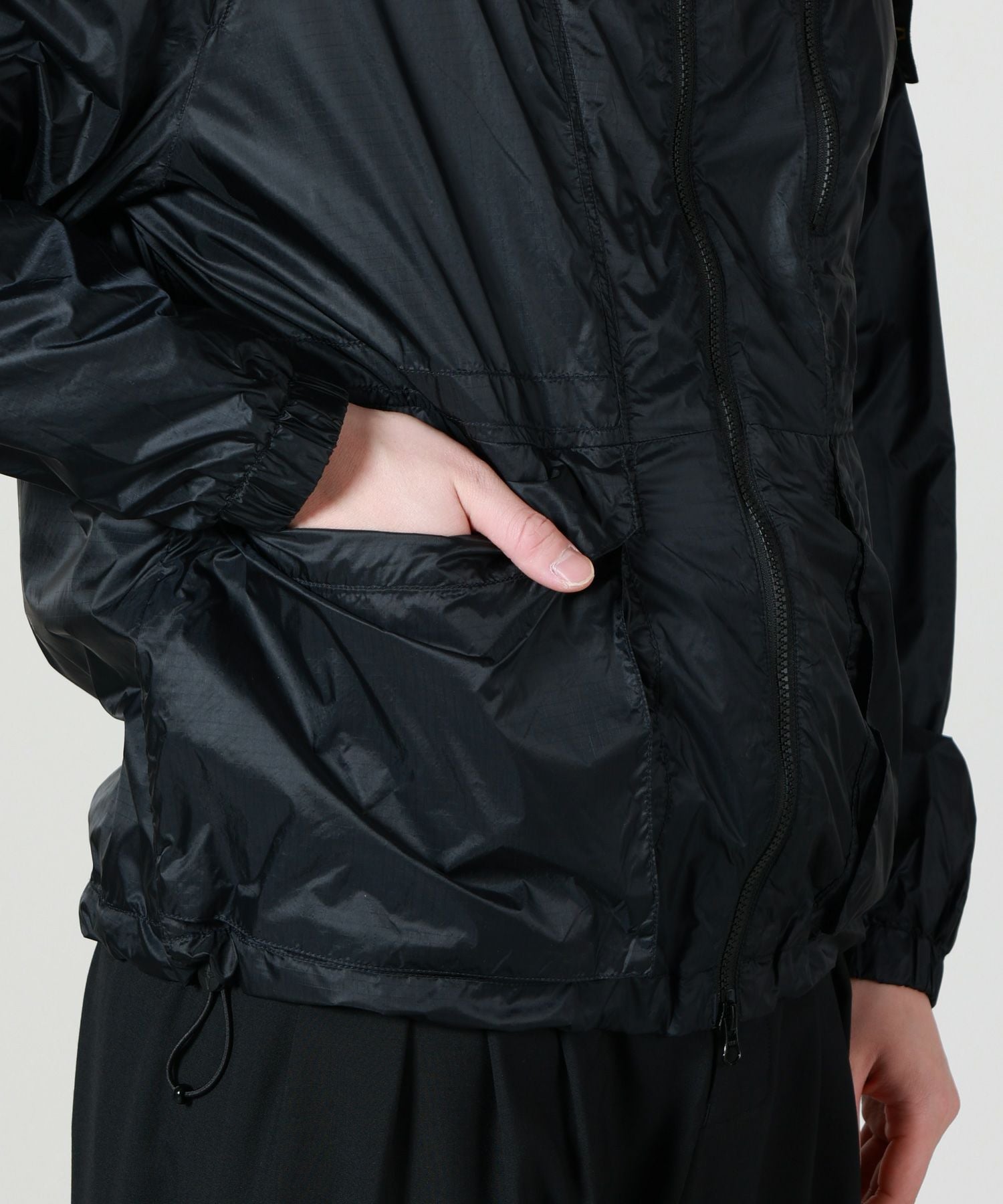 STONE ISLAND(ストーンアイランド)】 LIGHT RIPSTOP CORDURA ADVANCED