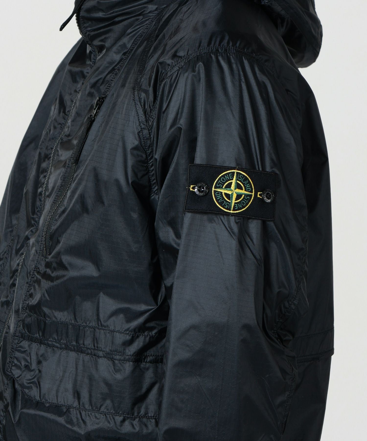 STONE ISLAND(ストーンアイランド)】 LIGHT RIPSTOP CORDURA ADVANCED