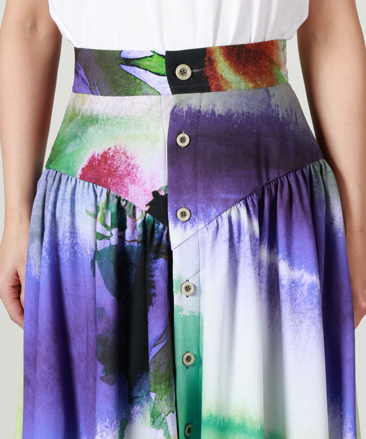 UJOH(ウジョー)】 Yoke Cut Gathered SKT｜PARIGOT ONLINE（パリゴ