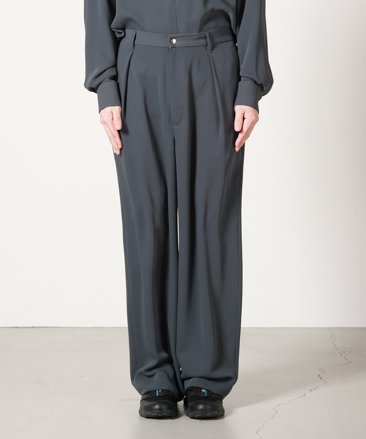 CULLNI(クルニ)】 Double Cloth Tuck Wide Pant｜PARIGOT ONLINE