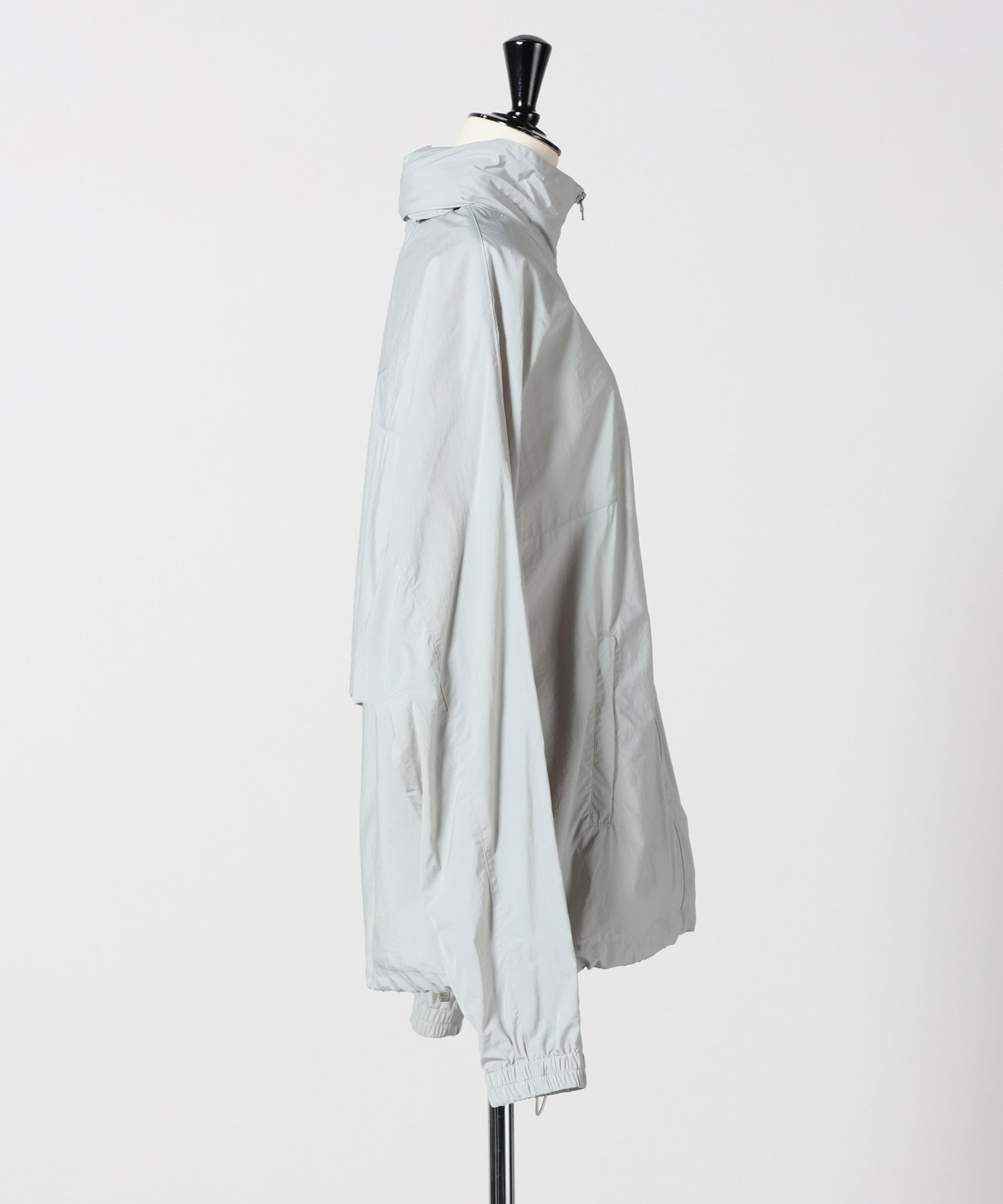 MM6 Maison Margiela フリル裾ジャケット MM6 Maison Margiela カットアウト ジャケット | ブラック | FARFETCH JP