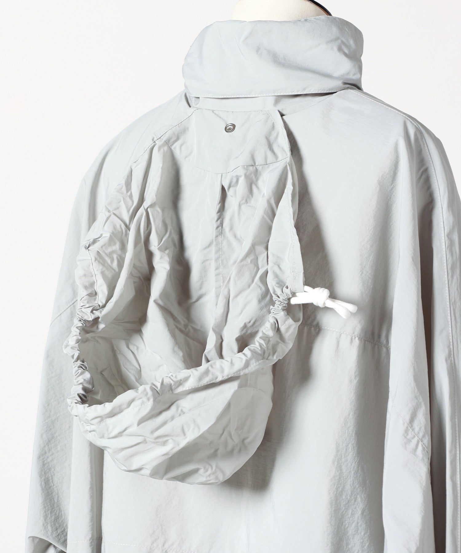 MM6 Maison Margiela(エムエムシックス メゾン マルジェラ)】 ナイロン