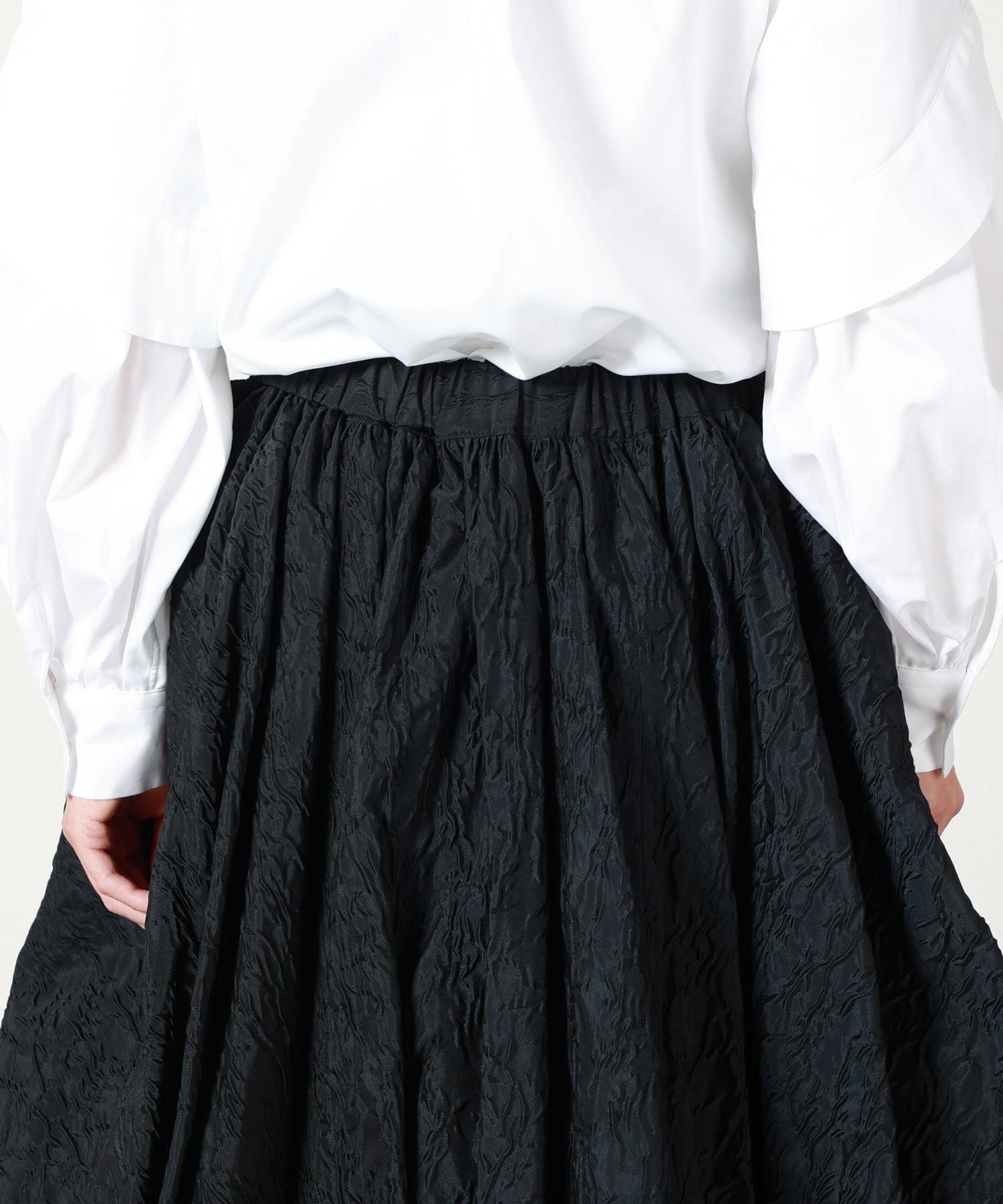 noir kei ninomiya(ノワールケイニノミヤ)】 ブロケードスカート