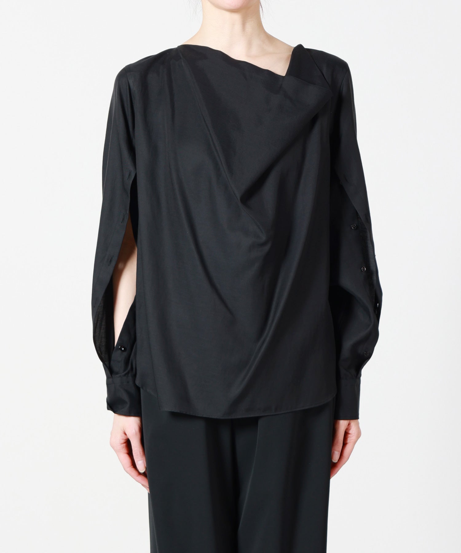 HYKE(ハイク)】 TWILL COWL NECK BLOUSE｜PARIGOT ONLINE（パリゴ