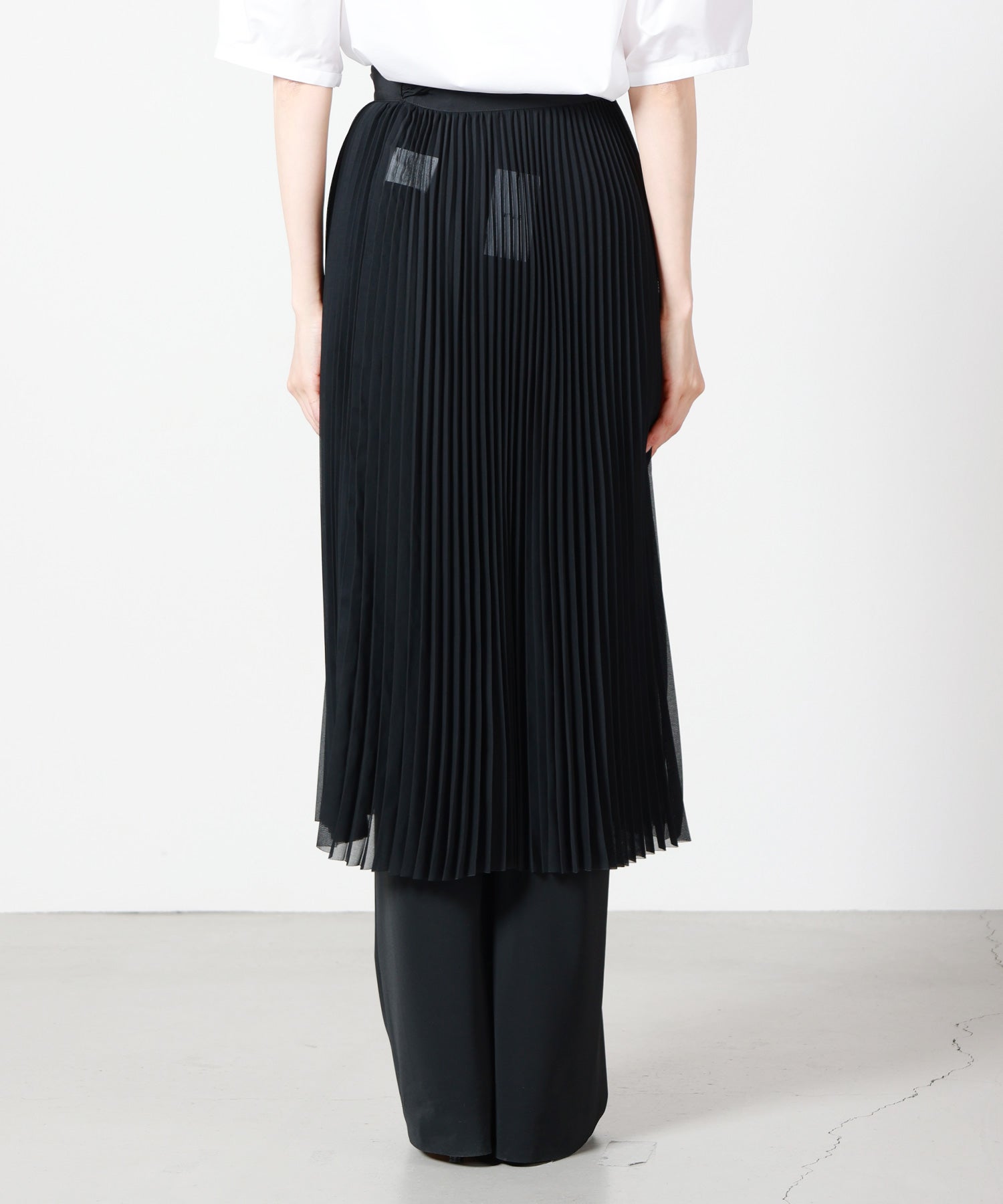HYKE(ハイク)】 SHEER PLEATED WRAP DRESS｜PARIGOT ONLINE（パリゴ
