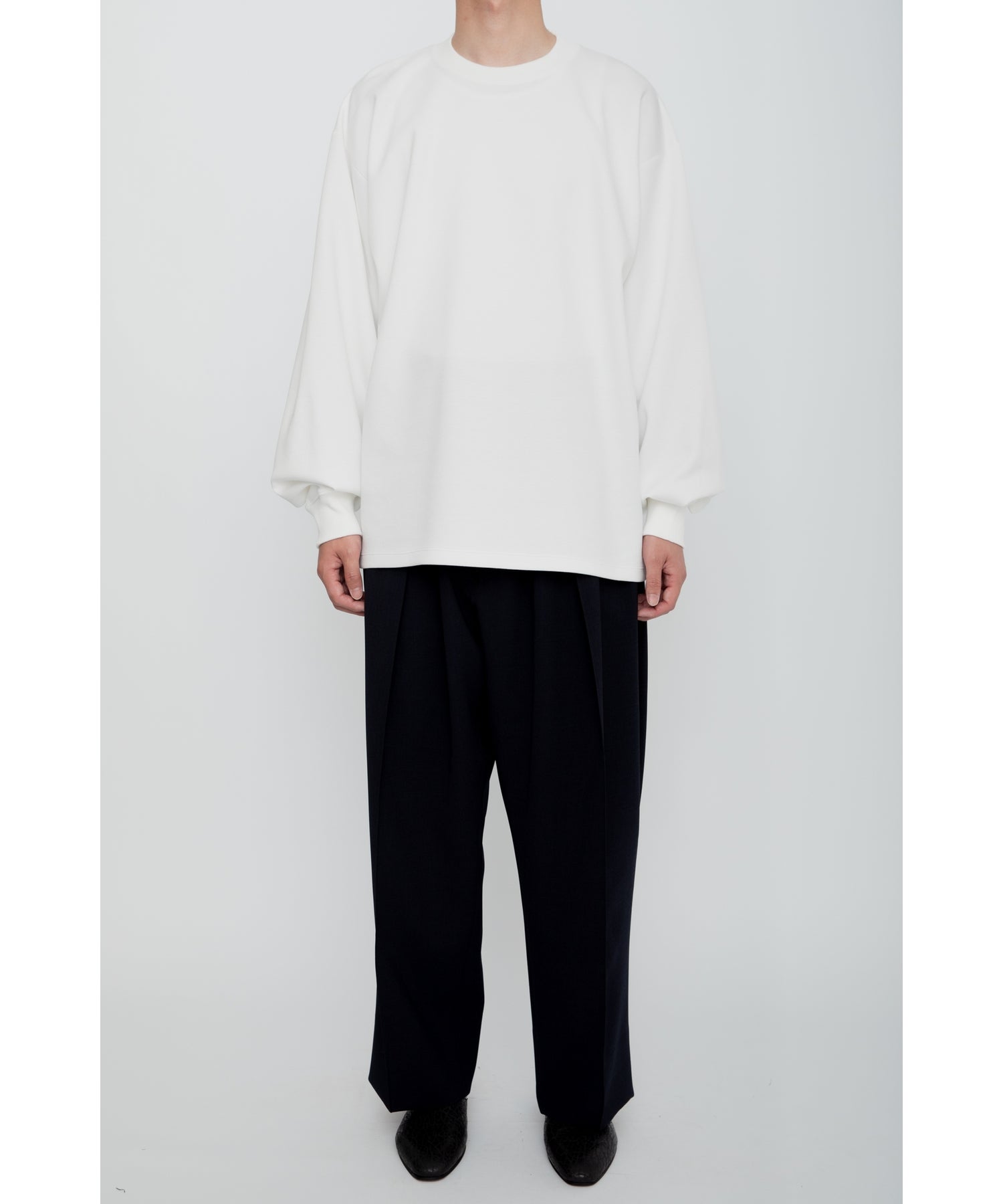 【新品未使用】レインメーカー 26SS TUCK SLEEVE LONG TEE 新品rainmaker 26SS TUCK SLEEVE LONG TEE 4 【公式通販】