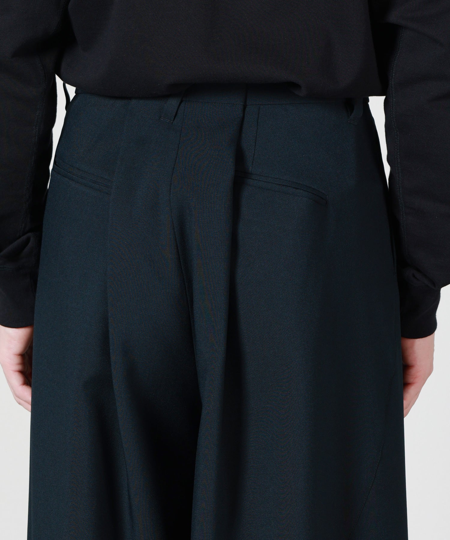 yoshio kubo(ヨシオクボ)】 TWIST SLACKS｜PARIGOT ONLINE（パリゴ