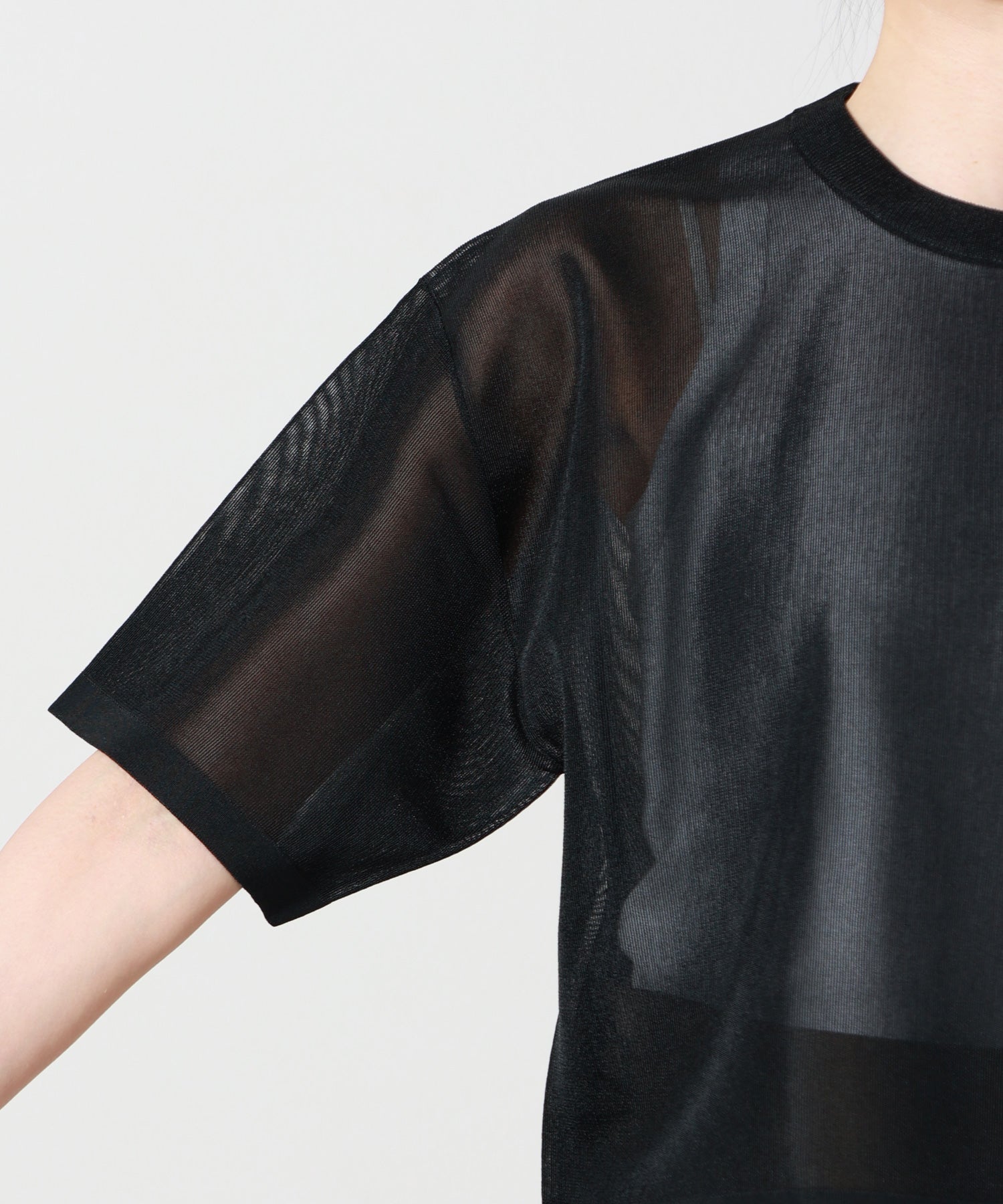 HYKE(ハイク)】 SHEER CROPPED CREW NECK KNIT｜PARIGOT ONLINE