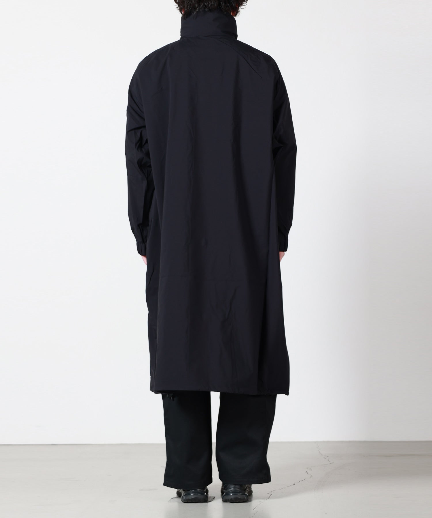 HYKE(ハイク)】 《GENDERLESS》PERTEX DESERT STORM COAT｜PARIGOT