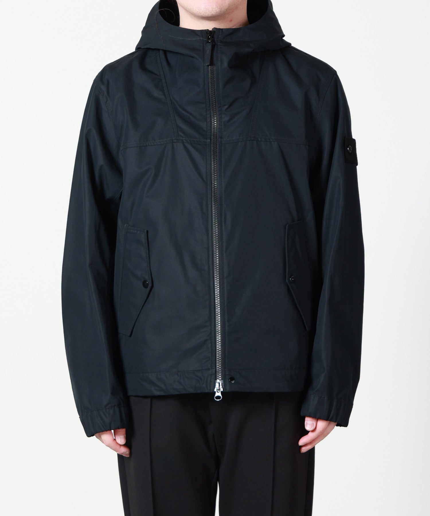 STONE ISLAND(ストーンアイランド)】 S.I. GHOST - ALL-WEATHER COTTON