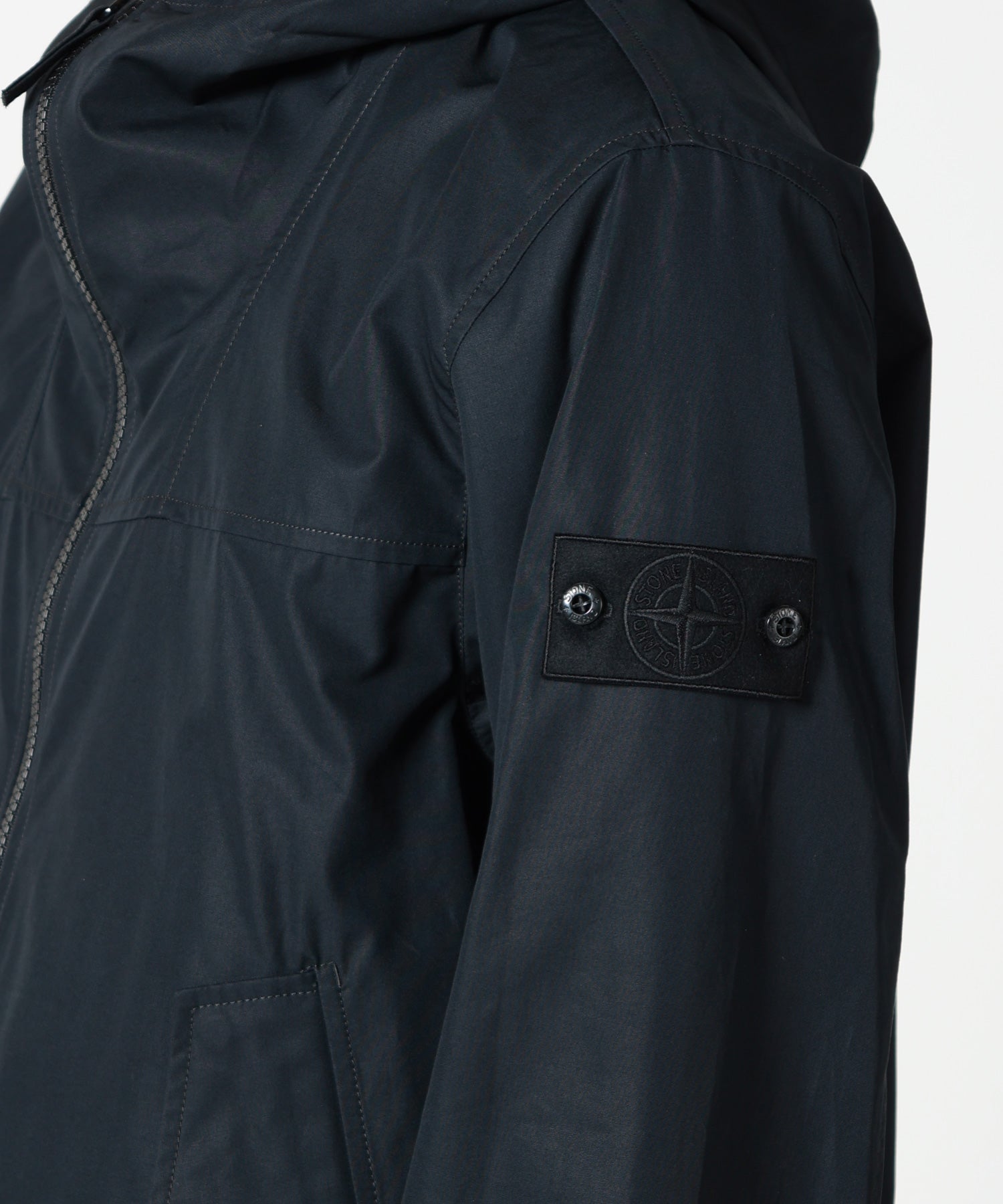 STONE ISLAND(ストーンアイランド)】 S.I. GHOST - ALL-WEATHER COTTON