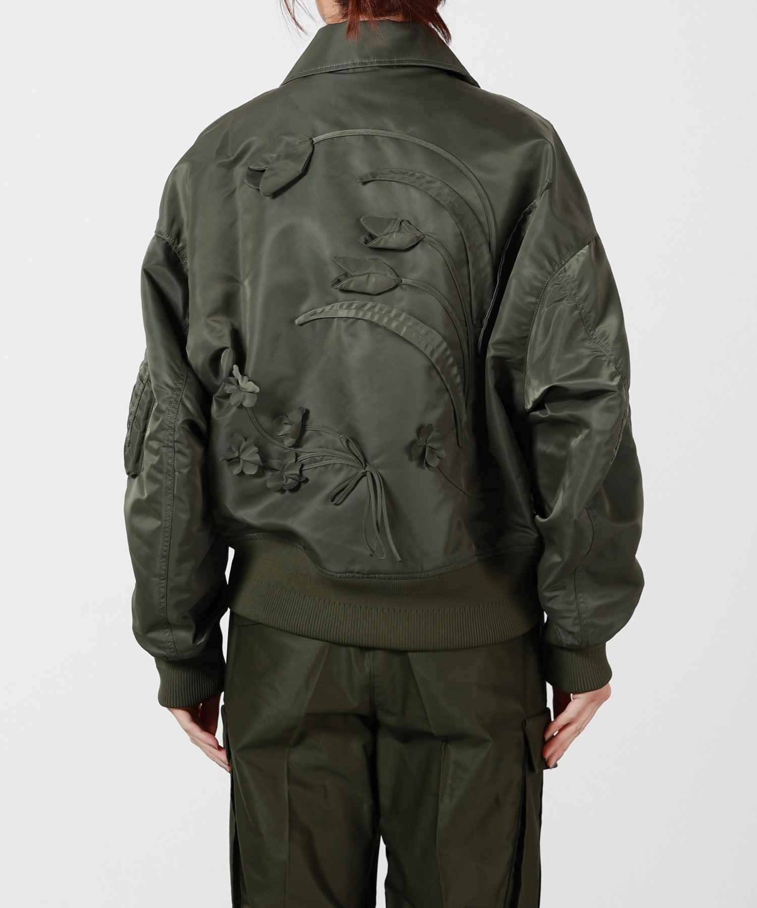 Mame Kurogouchi(マメ クロゴウチ)】 Nylon Twill 3D Embroidery