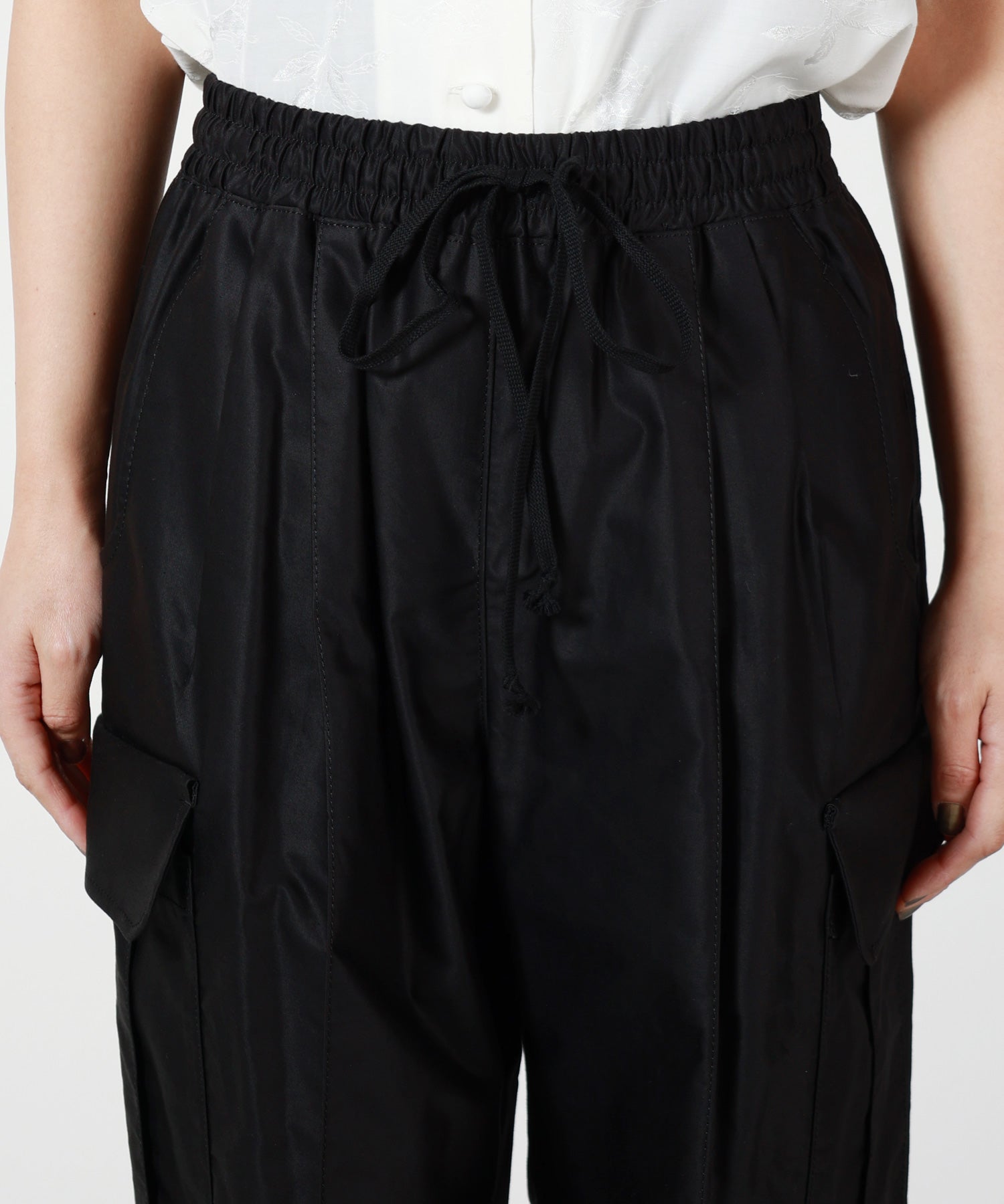 Mame Kurogouchi(マメ クロゴウチ)】 Cotton High Waisted Cargo