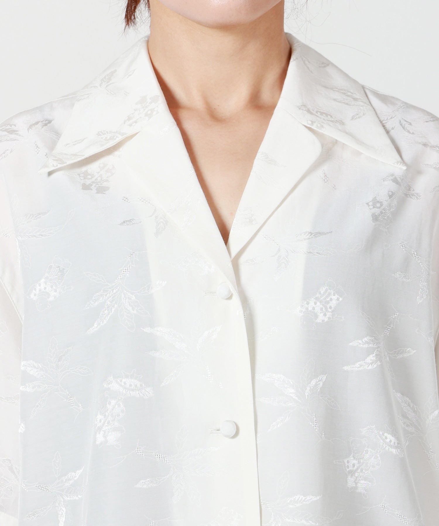 Mame Kurogouchi(マメ クロゴウチ)】 Karako Jacquard Open Collar