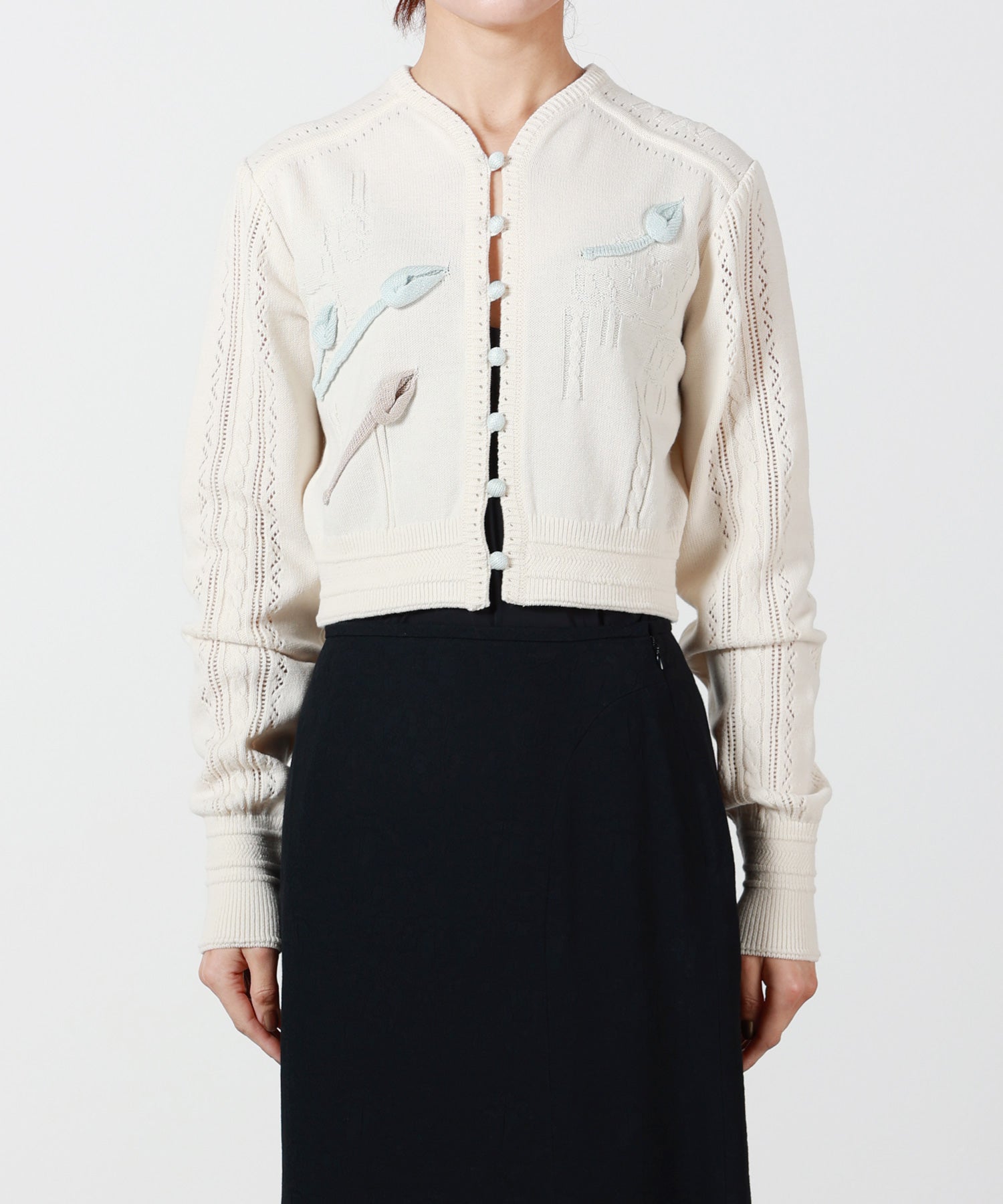 Mame Kurogouchi(マメ クロゴウチ)】 3D Floral Motif Knit Cardigan