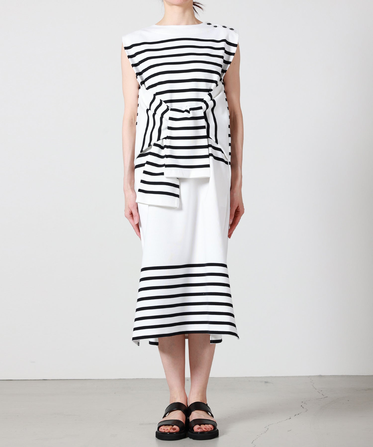 HYKE(ハイク)】 TIE DETAIL BASQUE DRESS｜PARIGOT ONLINE（パリゴ