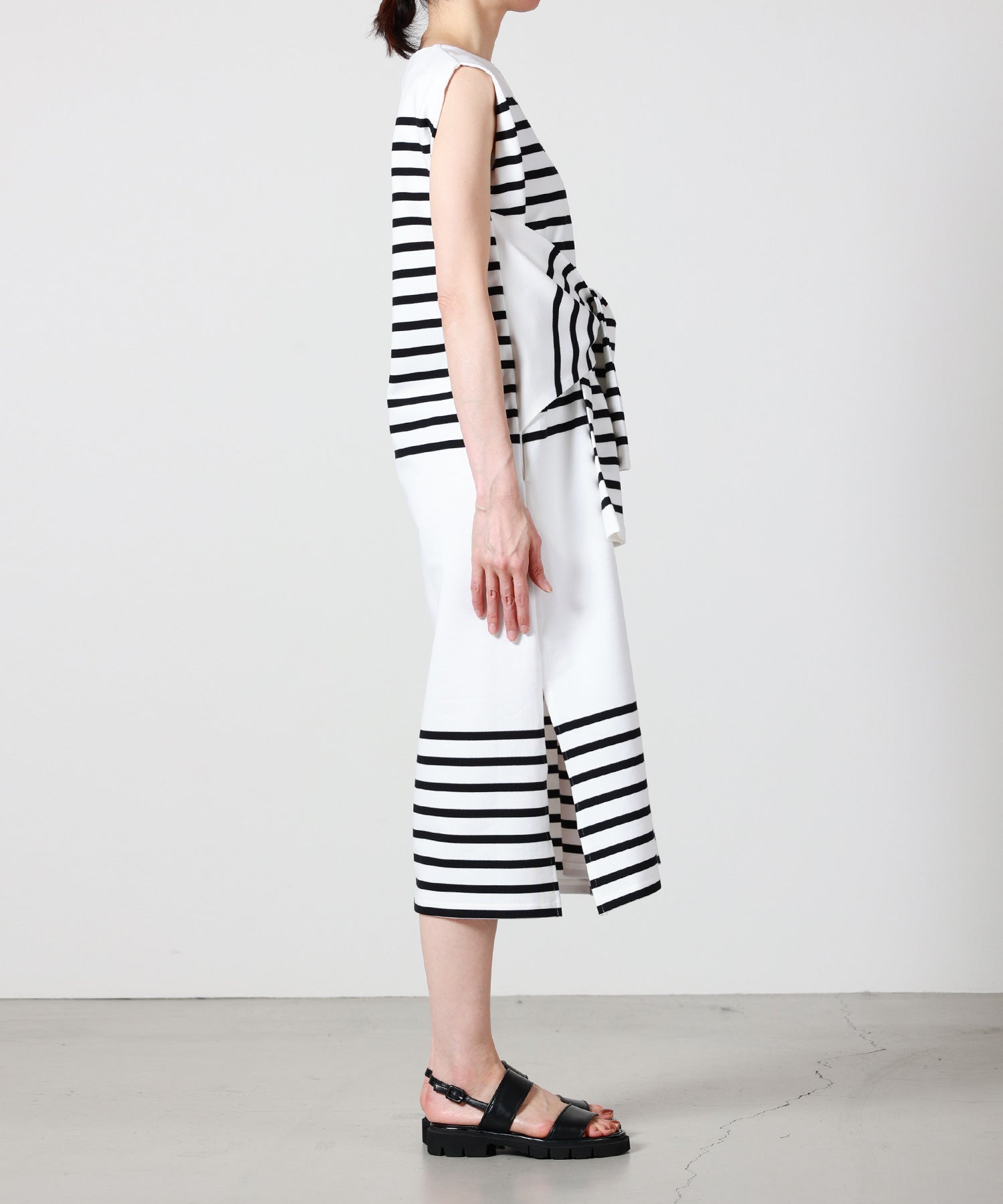 HYKE(ハイク)】 TIE DETAIL BASQUE DRESS｜PARIGOT ONLINE（パリゴ