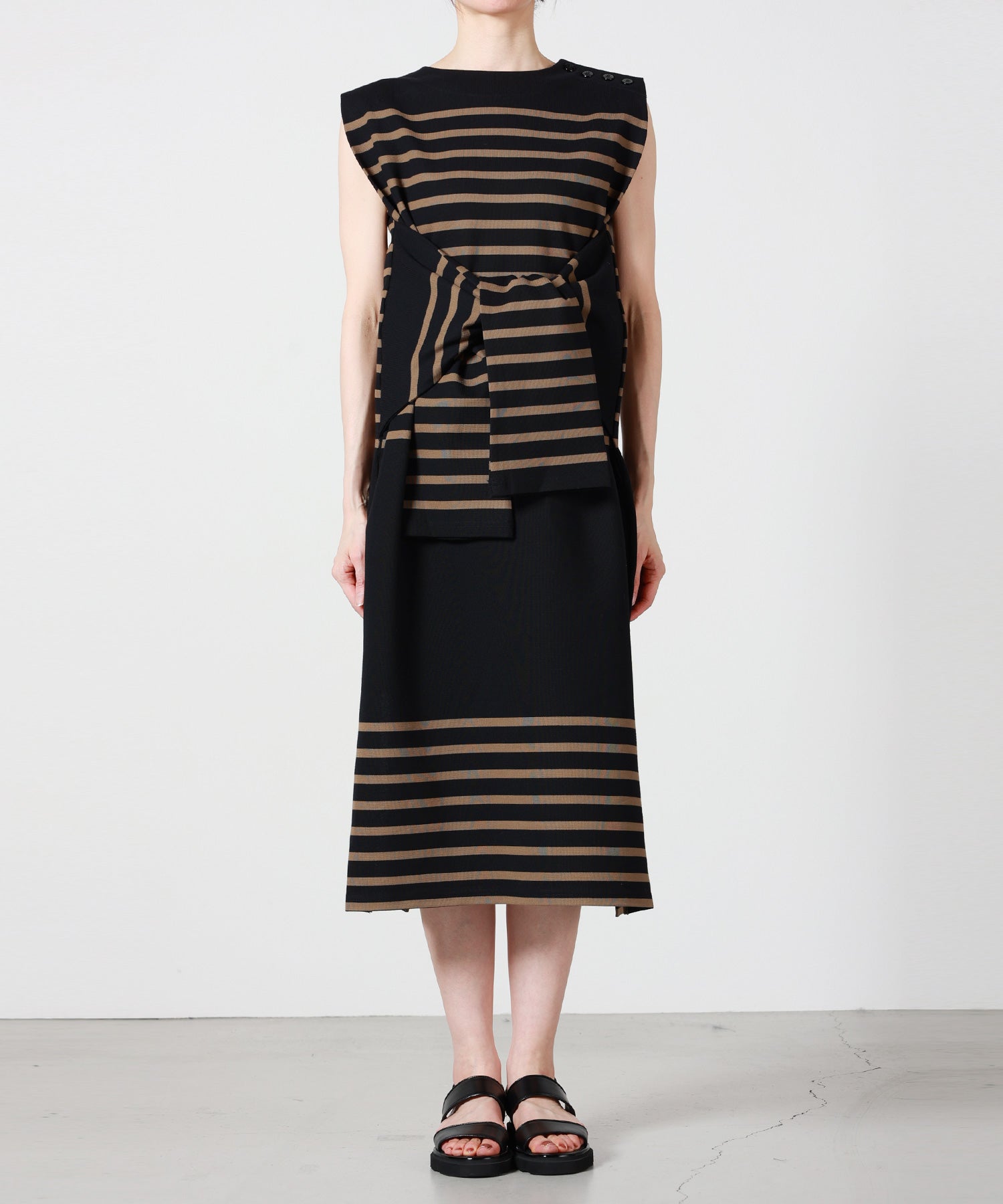 HYKE(ハイク)】 TIE DETAIL BASQUE DRESS｜PARIGOT ONLINE（パリゴ