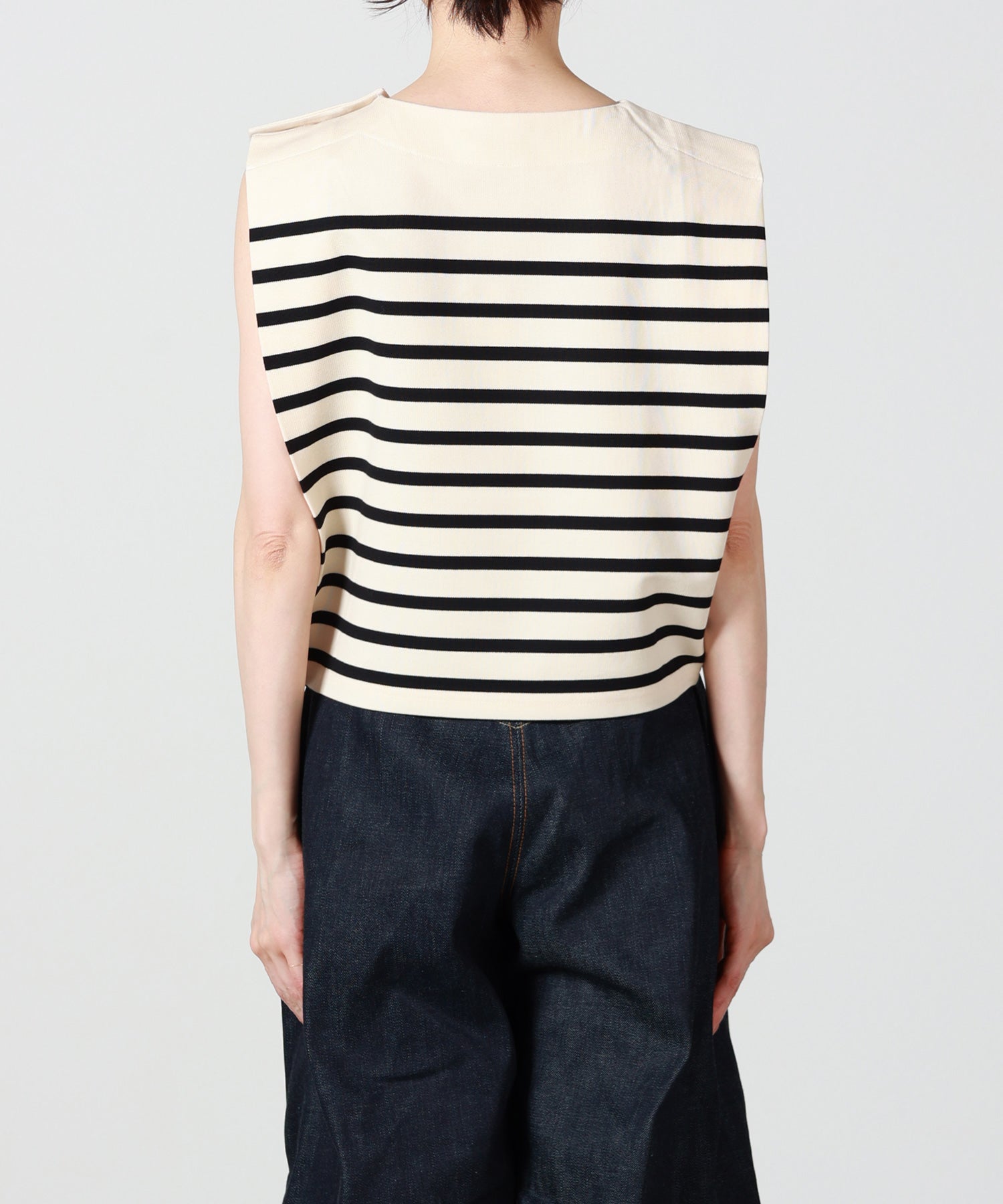 HYKE(ハイク)】 SLEEVELESS BASQUE SHIRT｜PARIGOT ONLINE（パリゴ