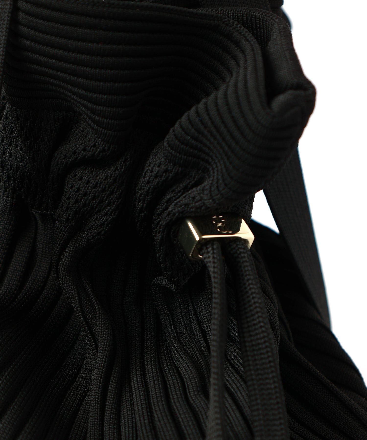 CFCL(シーエフシーエル)】 STRATUM ELONGATED BAG｜PARIGOT ONLINE