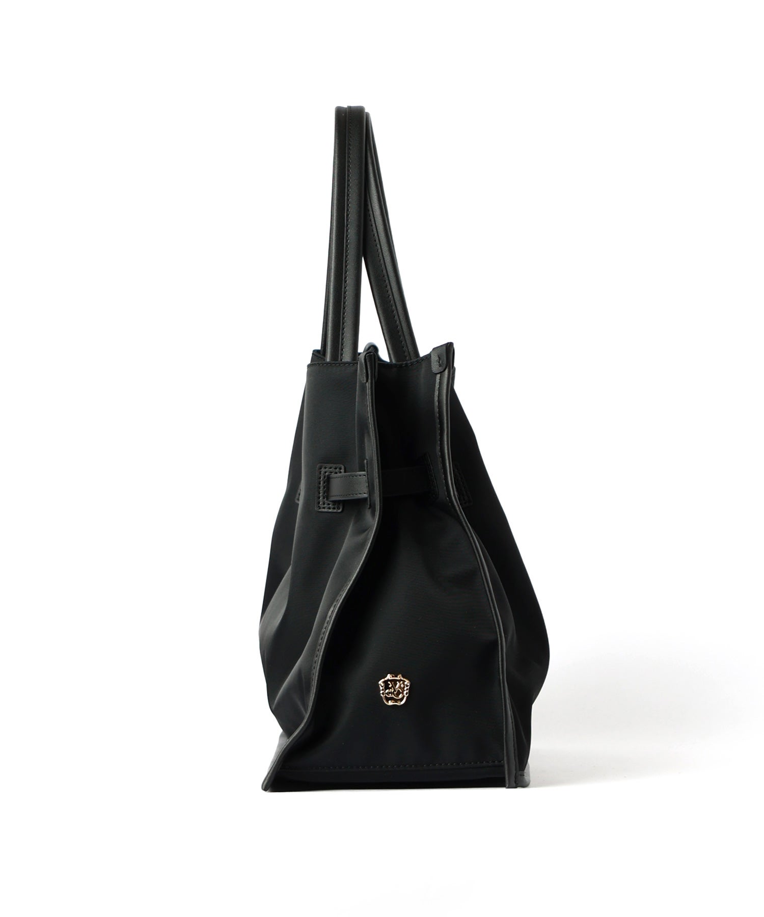 VIOLAd'ORO(ヴィオラドーロ)】 BRUNO ナイロンレザーパイピングトート