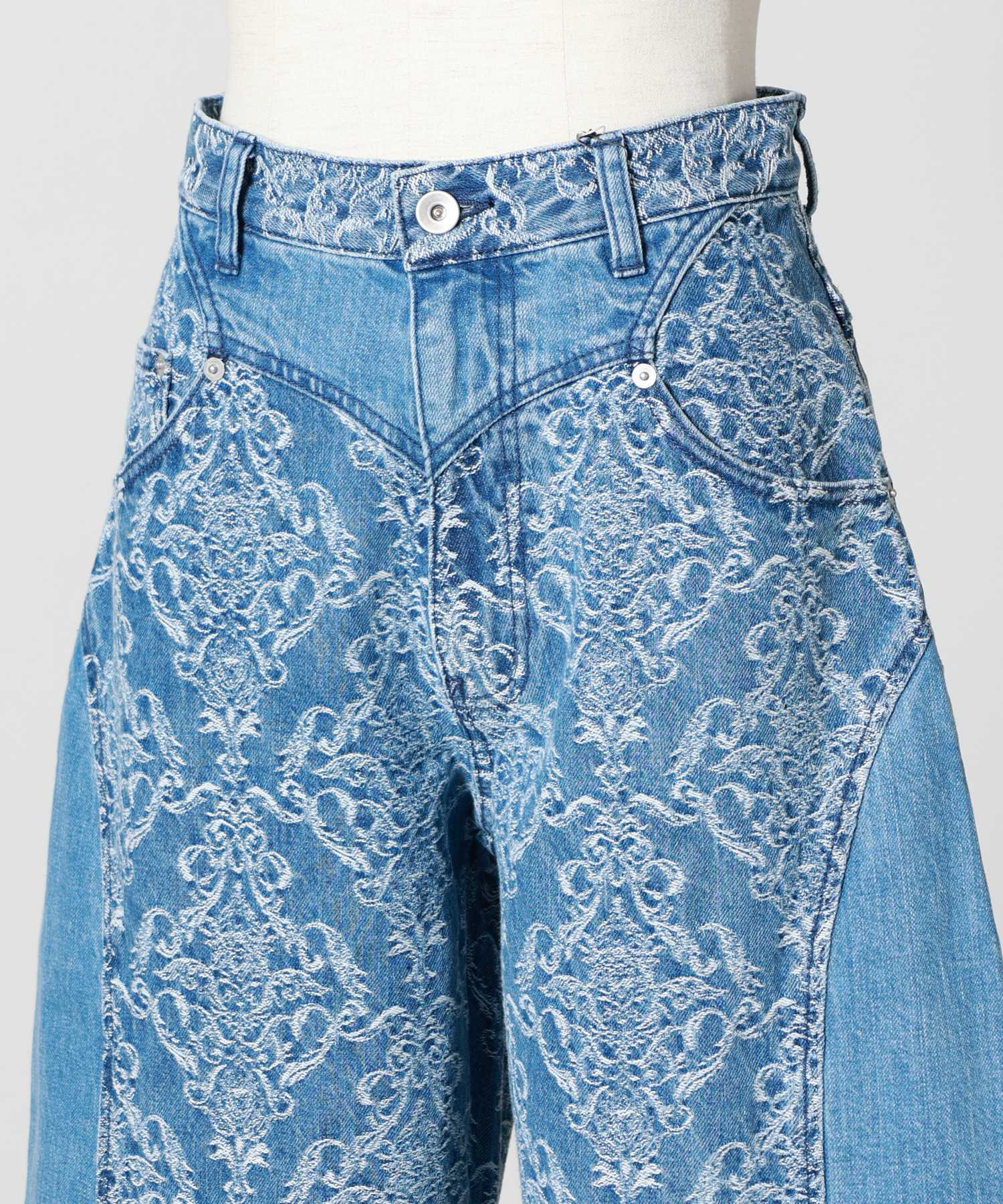 FETICO(フェティコ)】 DAMASK JACQUARD DENIM CURVE FIT HIGH RISE