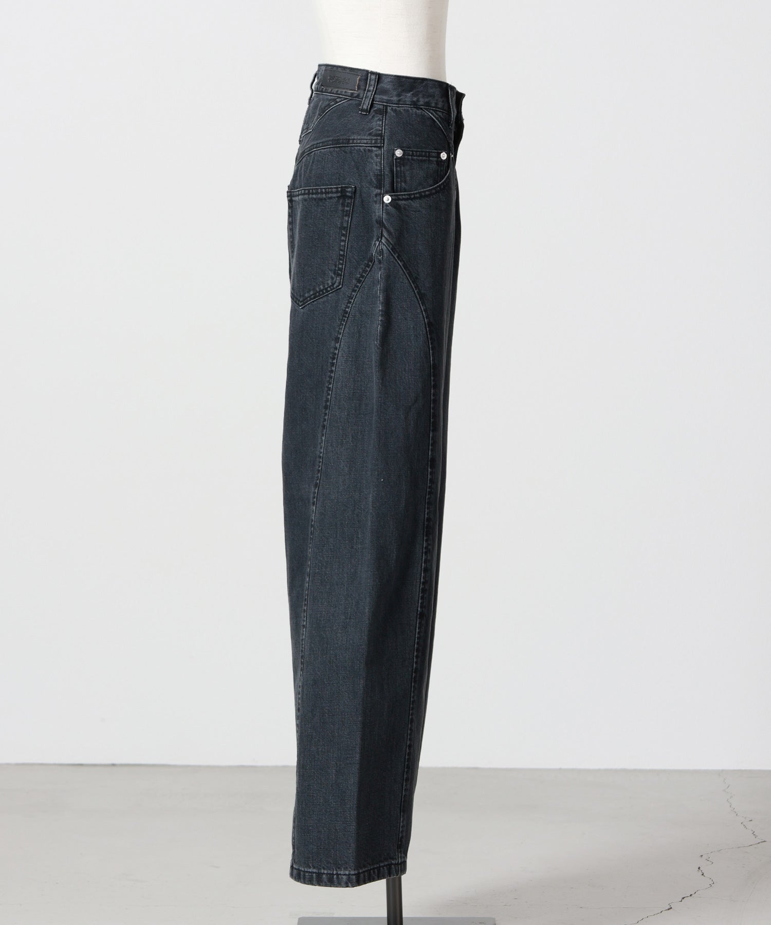 FETICO(フェティコ)】 ORGANIC COTTON CURVE FIT HIGH RISE JEANS