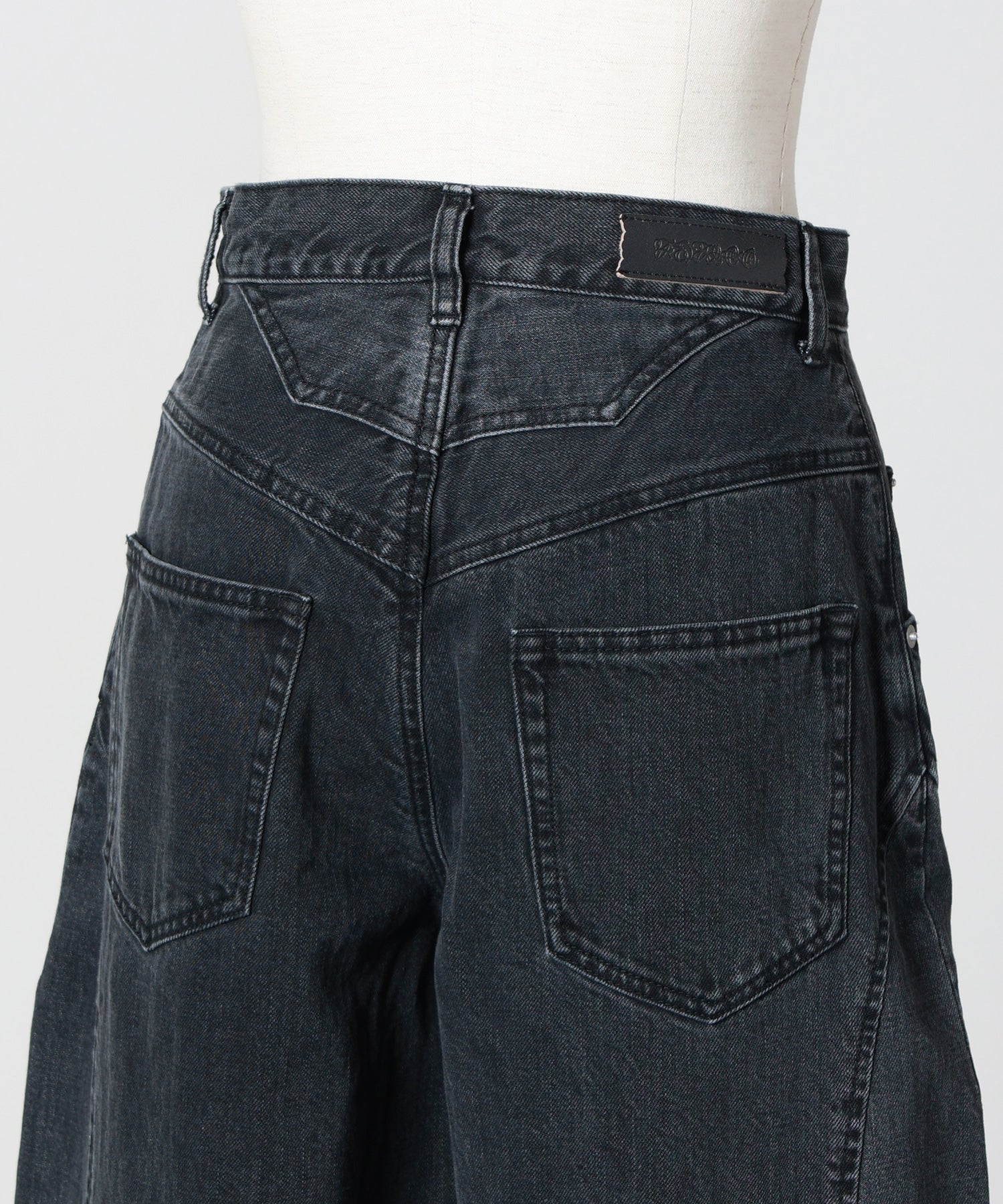 FETICO(フェティコ)】 ORGANIC COTTON CURVE FIT HIGH RISE JEANS