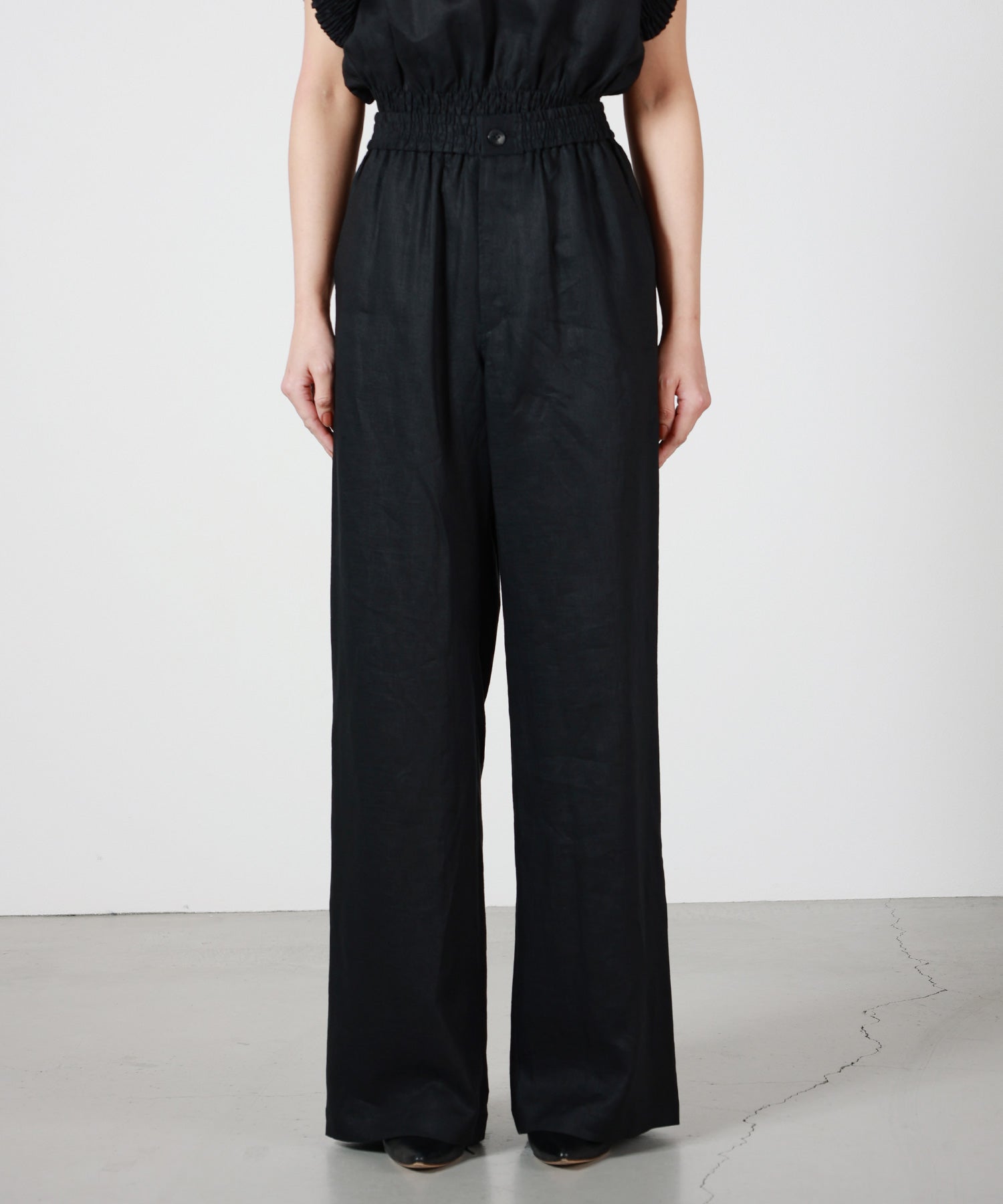 極美品☆HYKE ハイク リネン100％ テーパードパンツ ブラック 日本製 HYKE(ハイク)】 LINEN WIDE-LEG PANTS｜PARIGOT ONLINE（パリゴ