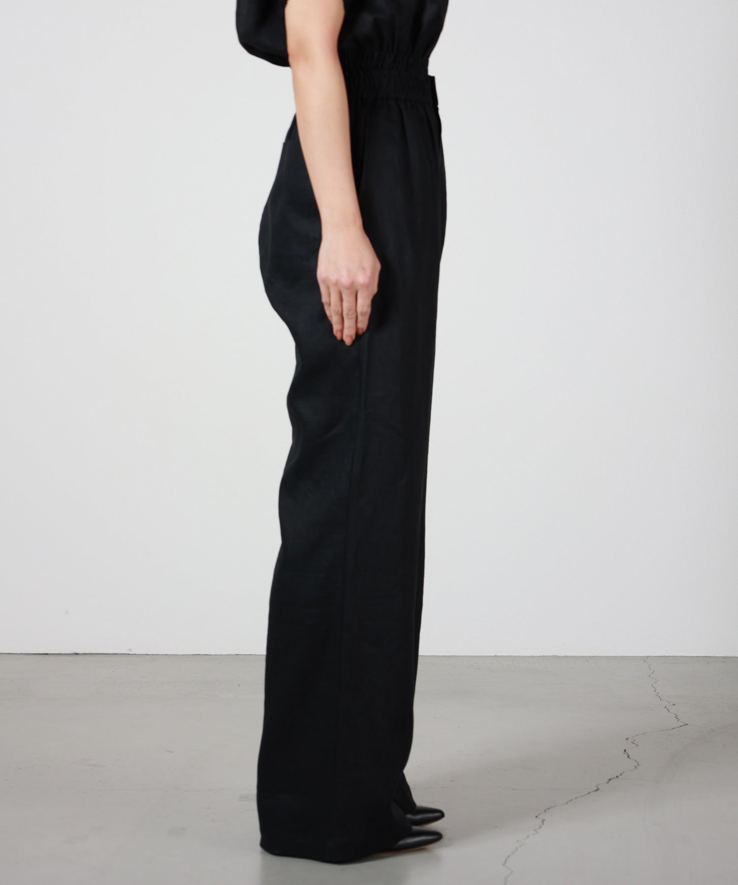 HYKE(ハイク)】 LINEN WIDE-LEG PANTS|PARIGOT ONLINE(パリゴ HYKE(ハイク)】 LINEN WIDE-LEG PANTS|PARIGOT ONLINE(パリゴ