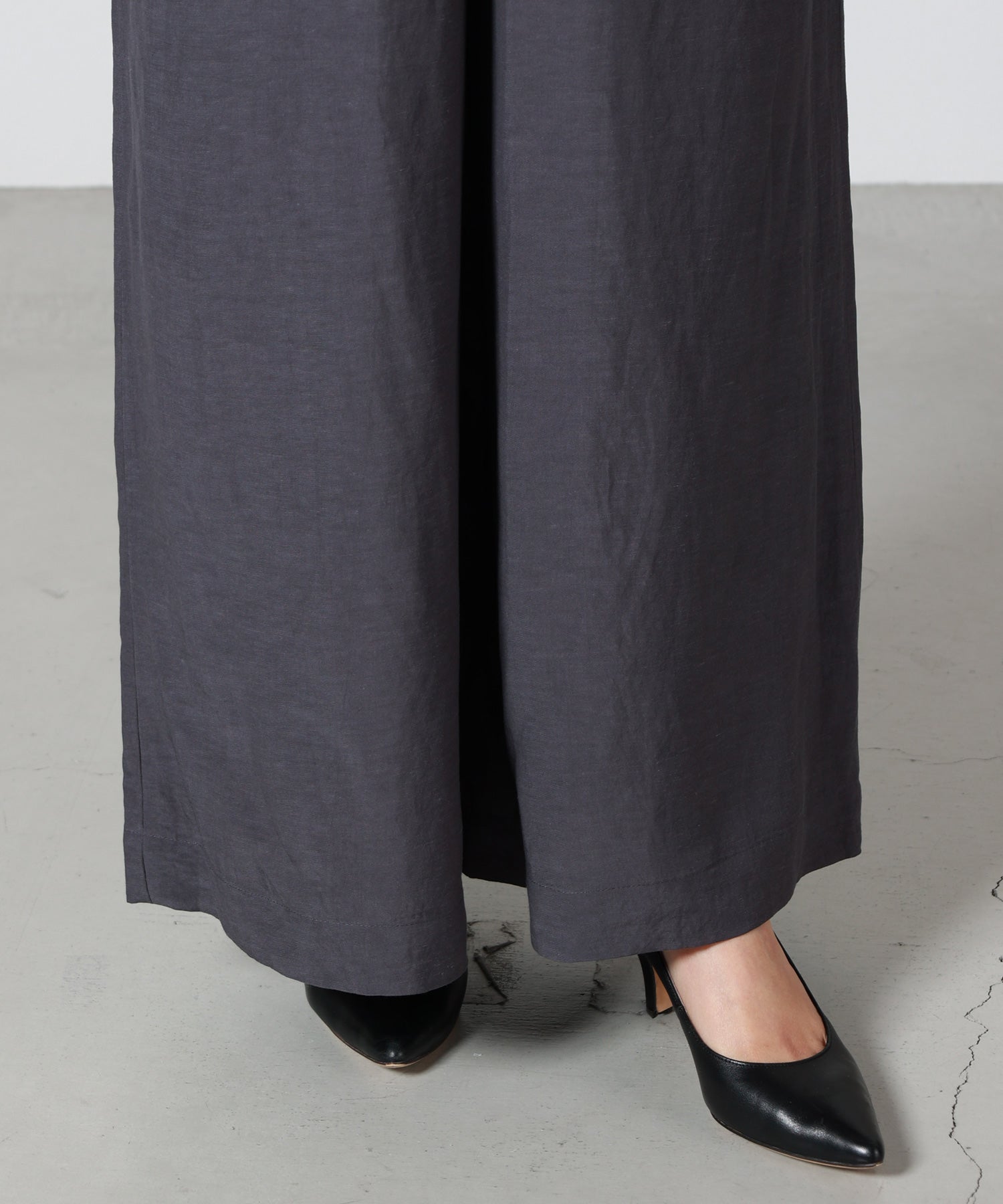 SACRA(サクラ)】 RAYON LINEN TUMBLE ALL-IN-ONE｜PARIGOT ONLINE