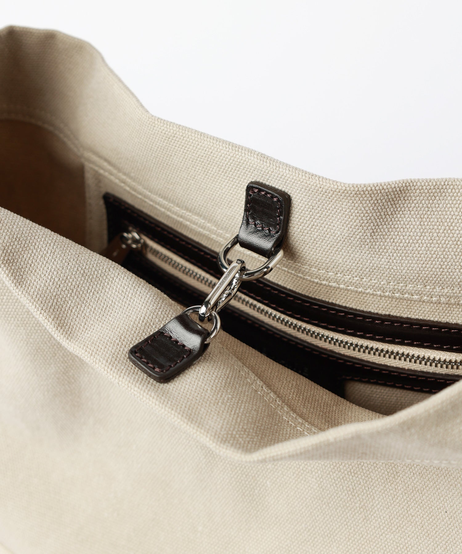 LEMAIRE(ルメール)】 SMALL BELTED TOTE BAG IN COTTON CANVAS