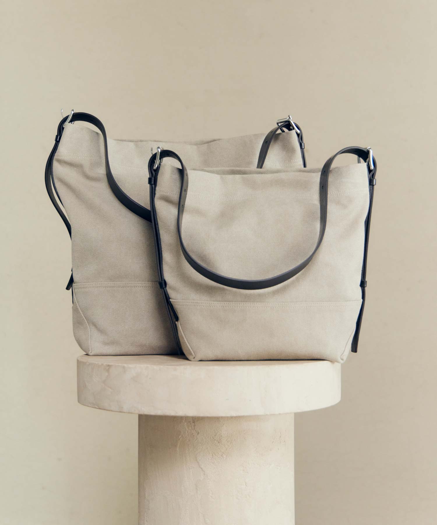 LEMAIRE(ルメール)】BELTED TOTE BAG IN COTTON CANVAS｜PARIGOT