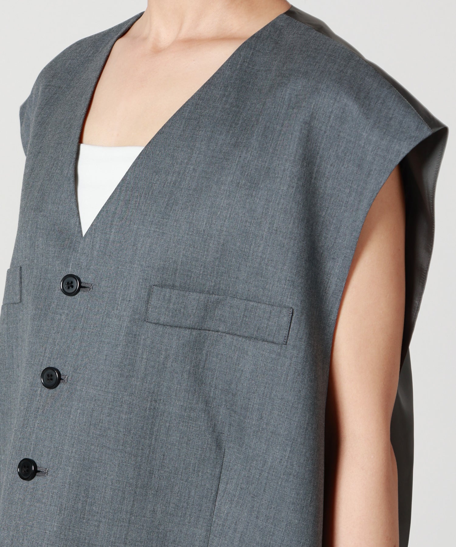 INSCRIRE(アンスクリア)】 WOOL OVER SIZE GILET｜PARIGOT ONLINE