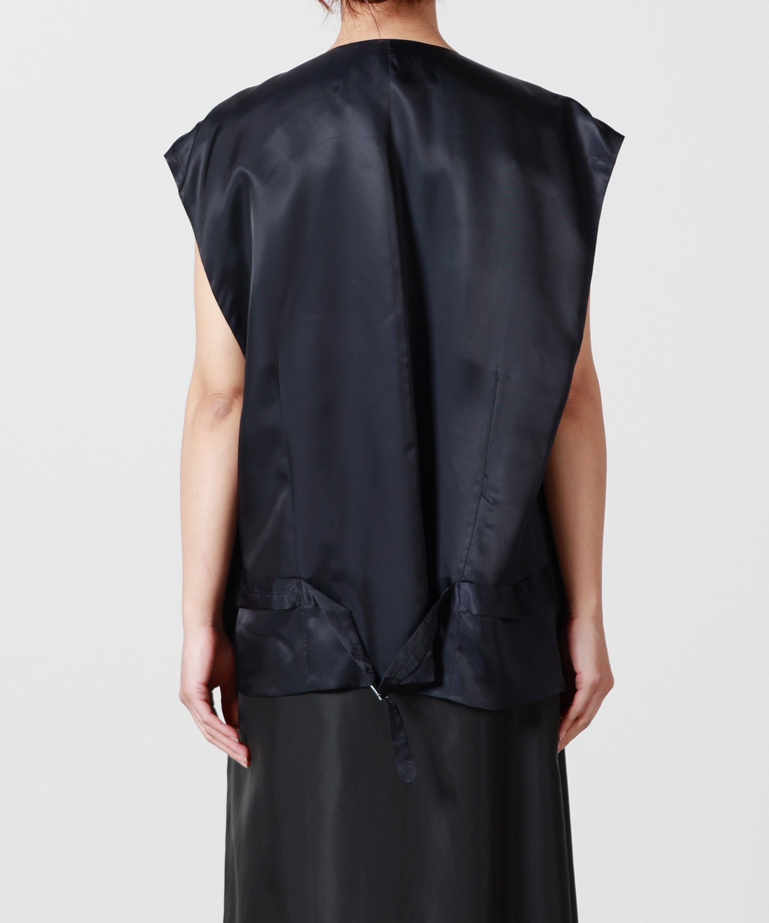 INSCRIRE(アンスクリア)】 WOOL OVER SIZE GILET｜PARIGOT ONLINE